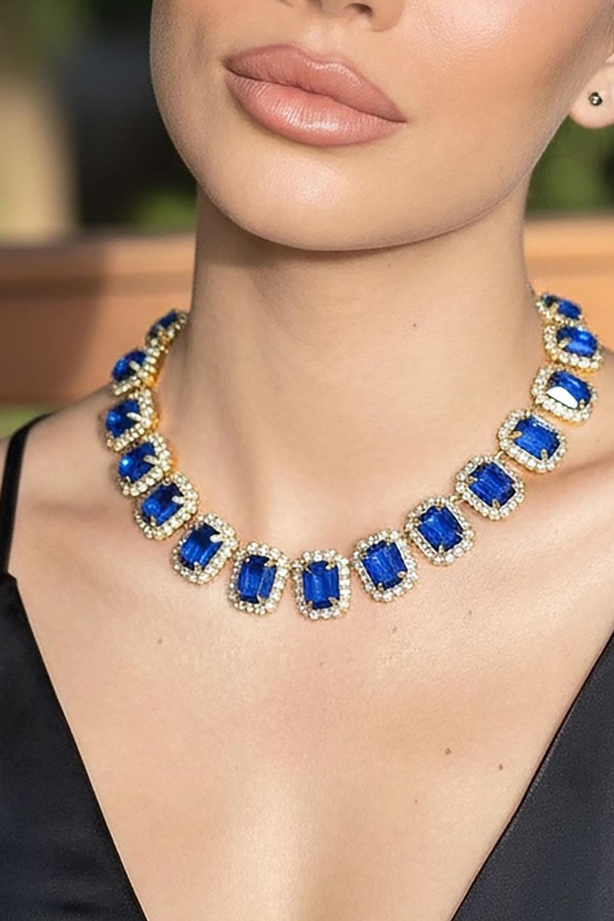 Altın Renk Mavi Taş Detaylı Tasarım Abiye Kolye