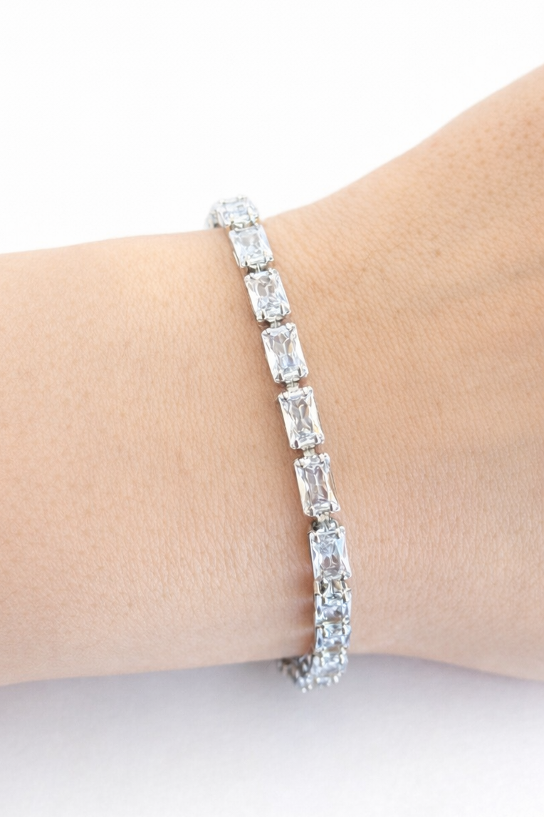 Gümüş Renk 14K Altın Kaplama Taşlı Cm Bileklik