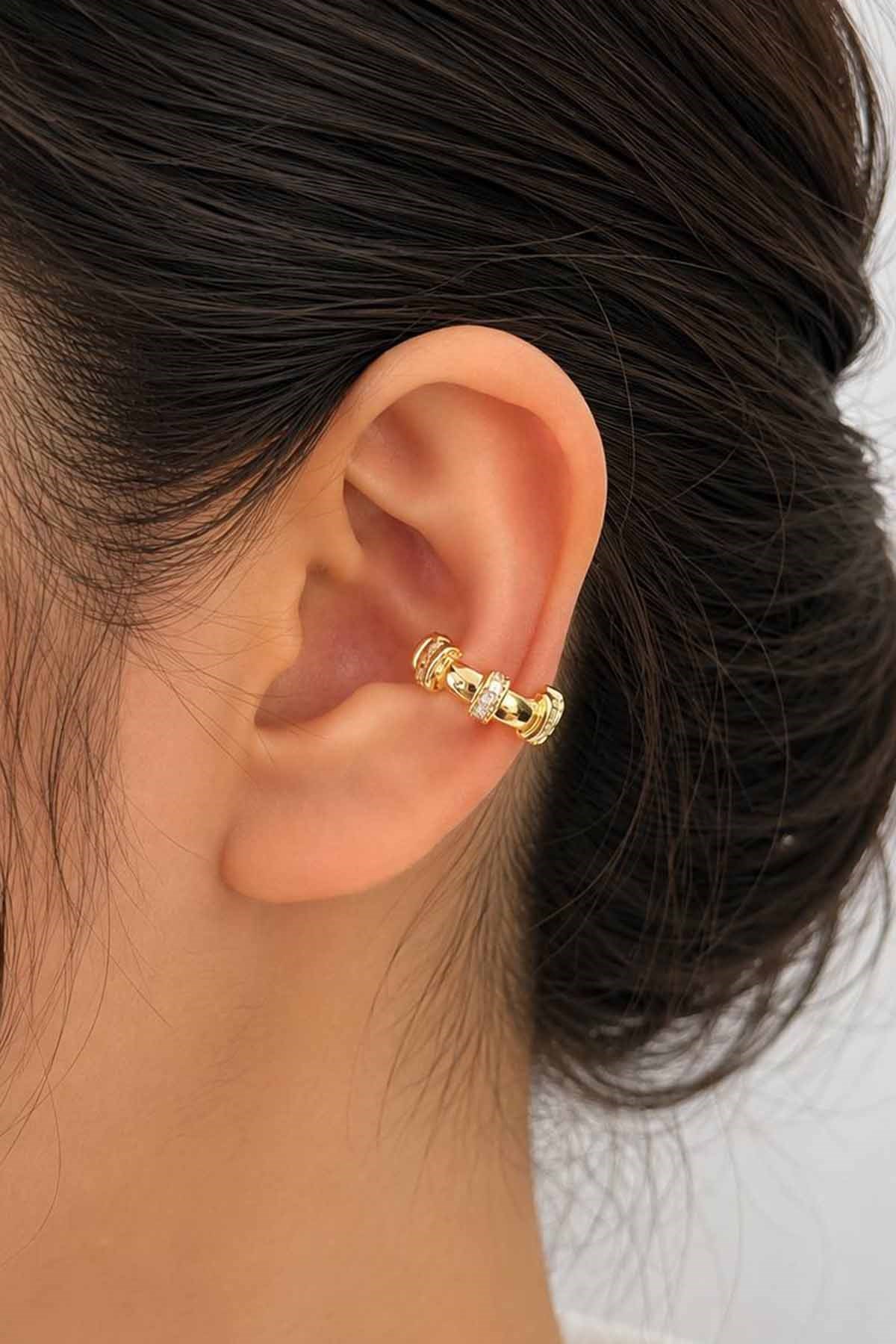 Altın Renk Taş Detaylı TX Ear Cuff (Tek)