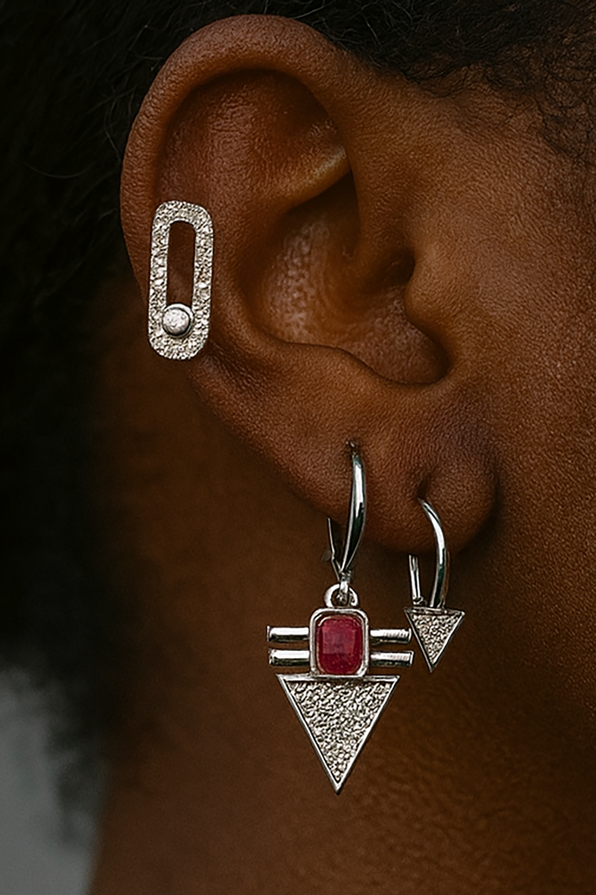 Gümüş Renk Taş Detaylı VİP 3'lü YSX Küpe Set