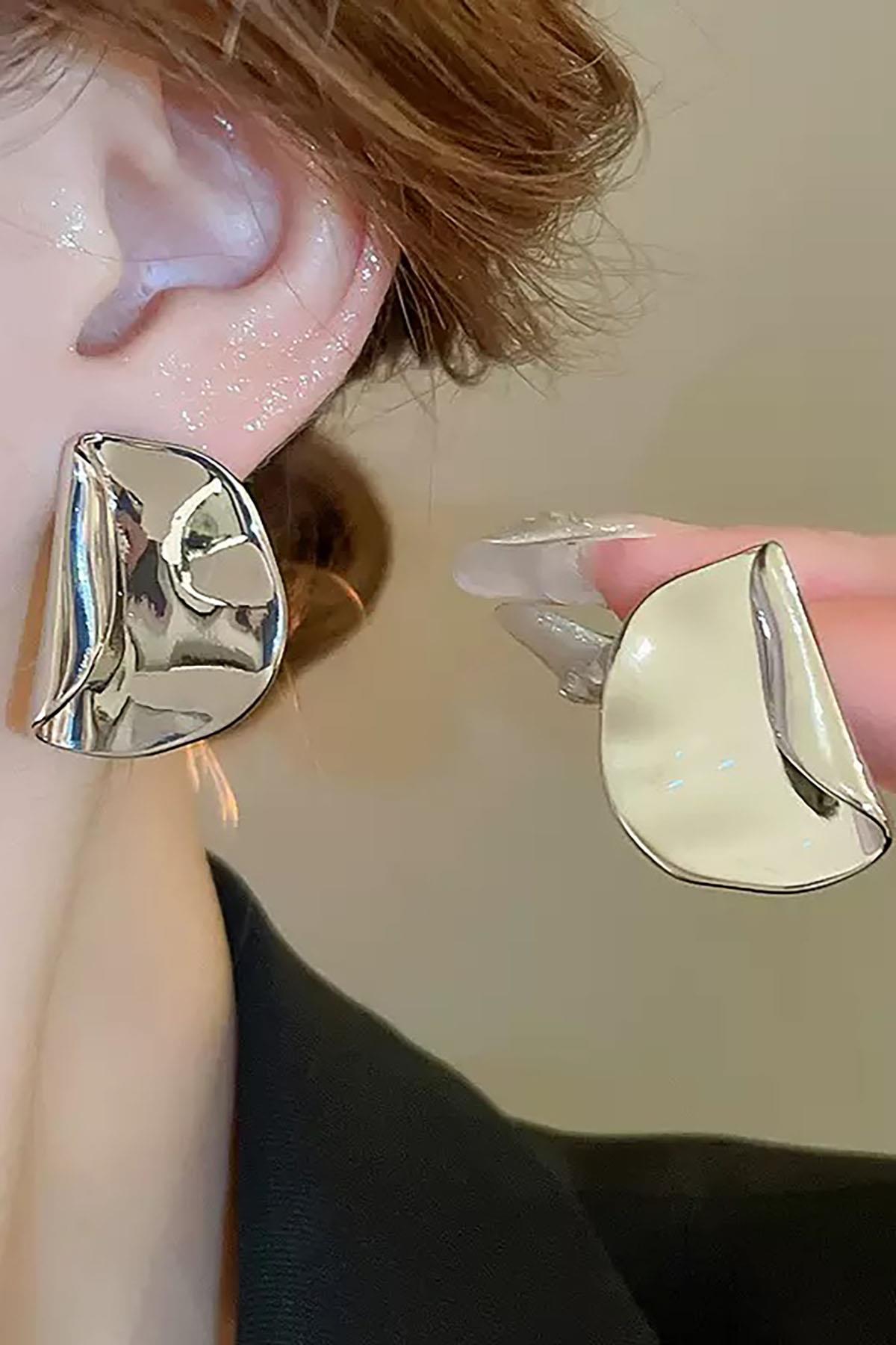 Gümüş Renk Çelik Küpe (Çift)