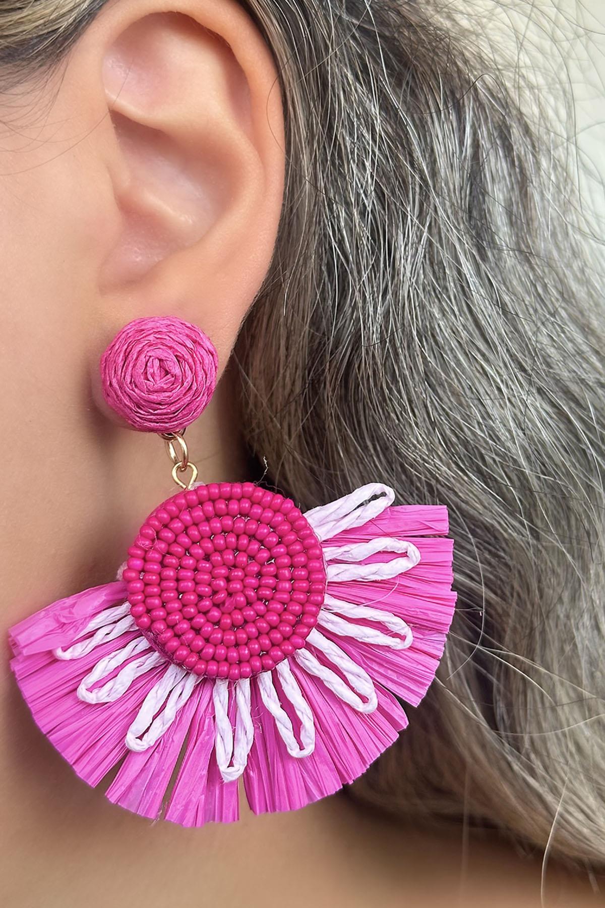 Pembe Renk Çiçek Figürlü Küpe (Çift)