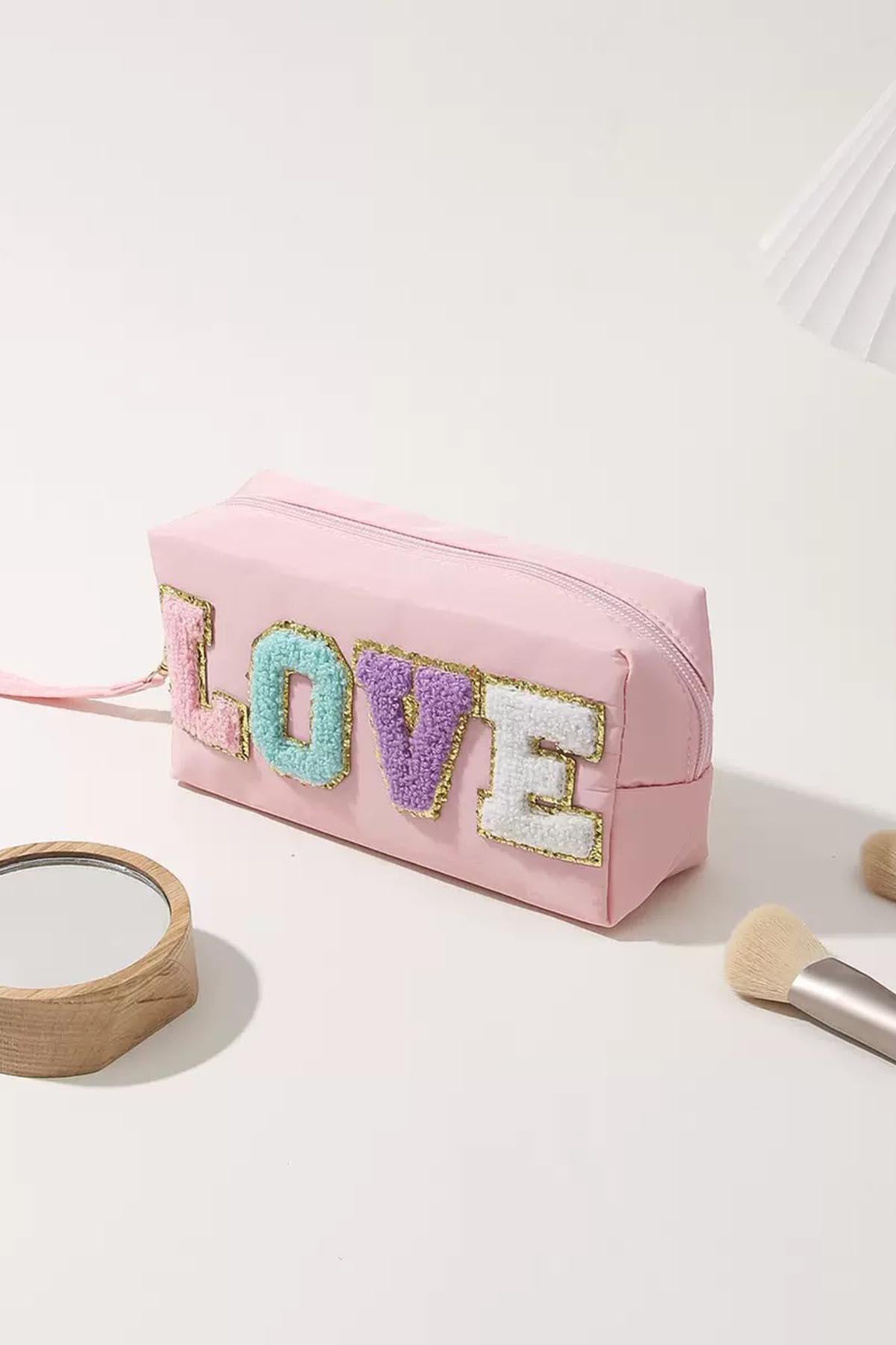 Açık Pembe Renk Love Detaylı Makyaj Çantası