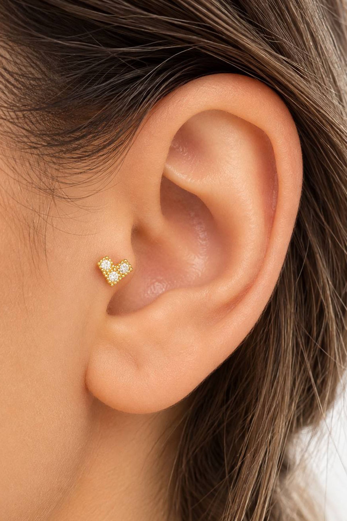 Altın Renk Taşlı Cerrahi Çelik Tragus/Kıkırdak Küpe/Piercing (Tek)