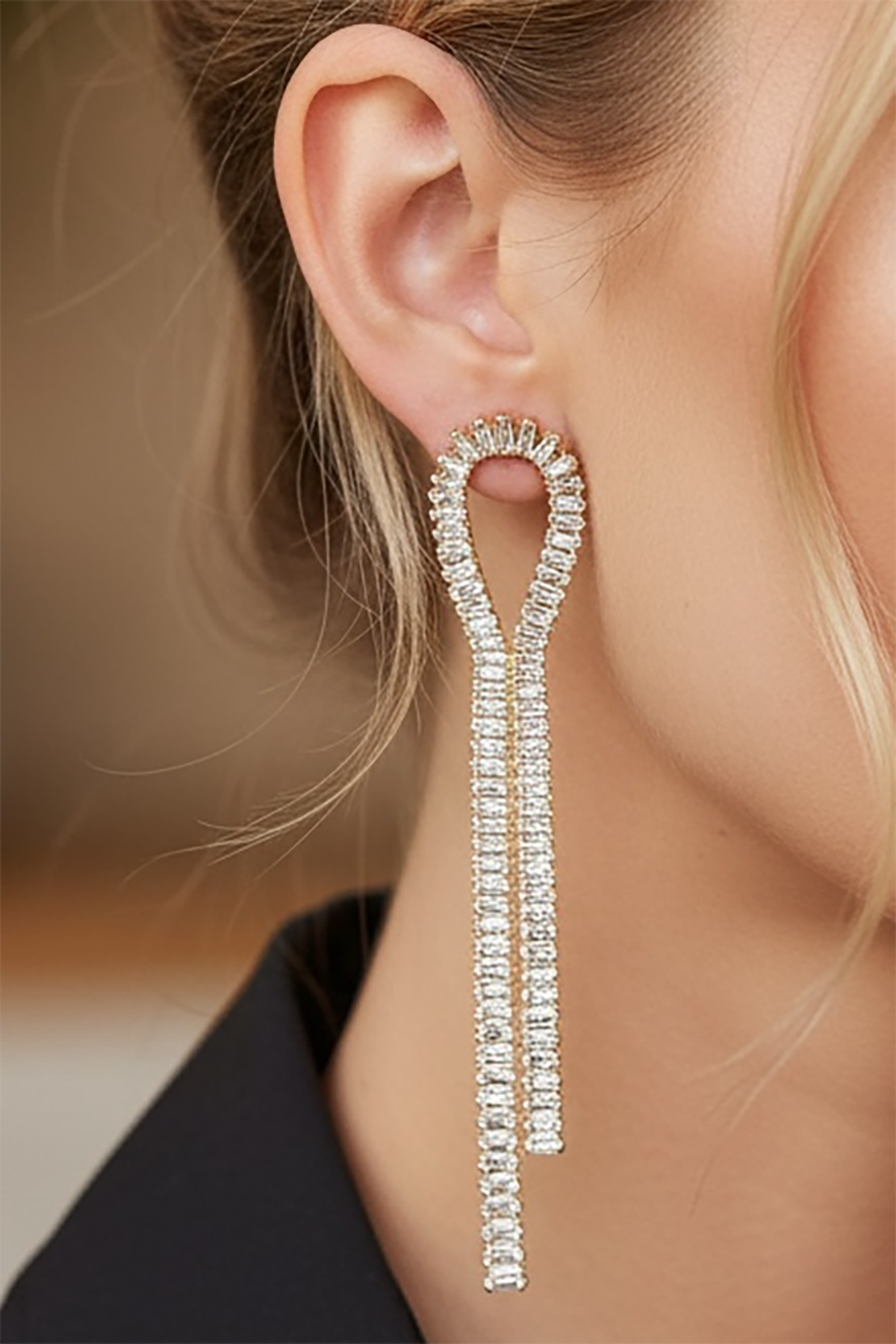 Altın Renk Taş Detaylı Sallantılı 14K Altın Kaplama Küpe (Çift)