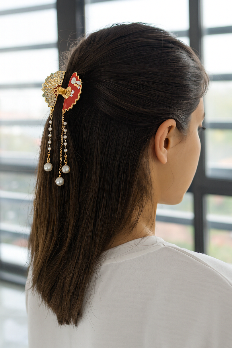 Altın Renk Taş Ve İnci Detaylı Mini Metal Mandal Toka