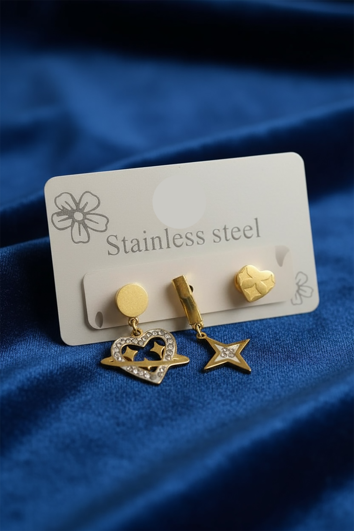 3'lü Altın Renk Karışık Figürlü Çelik Küpe Set