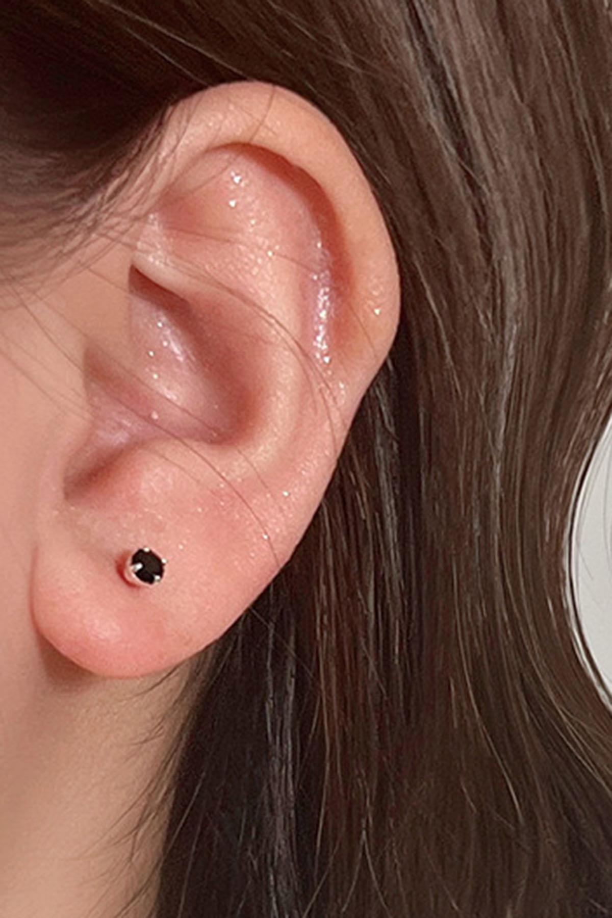 Siyah Renk Taş Detaylı Unisex Küpe (Çift)