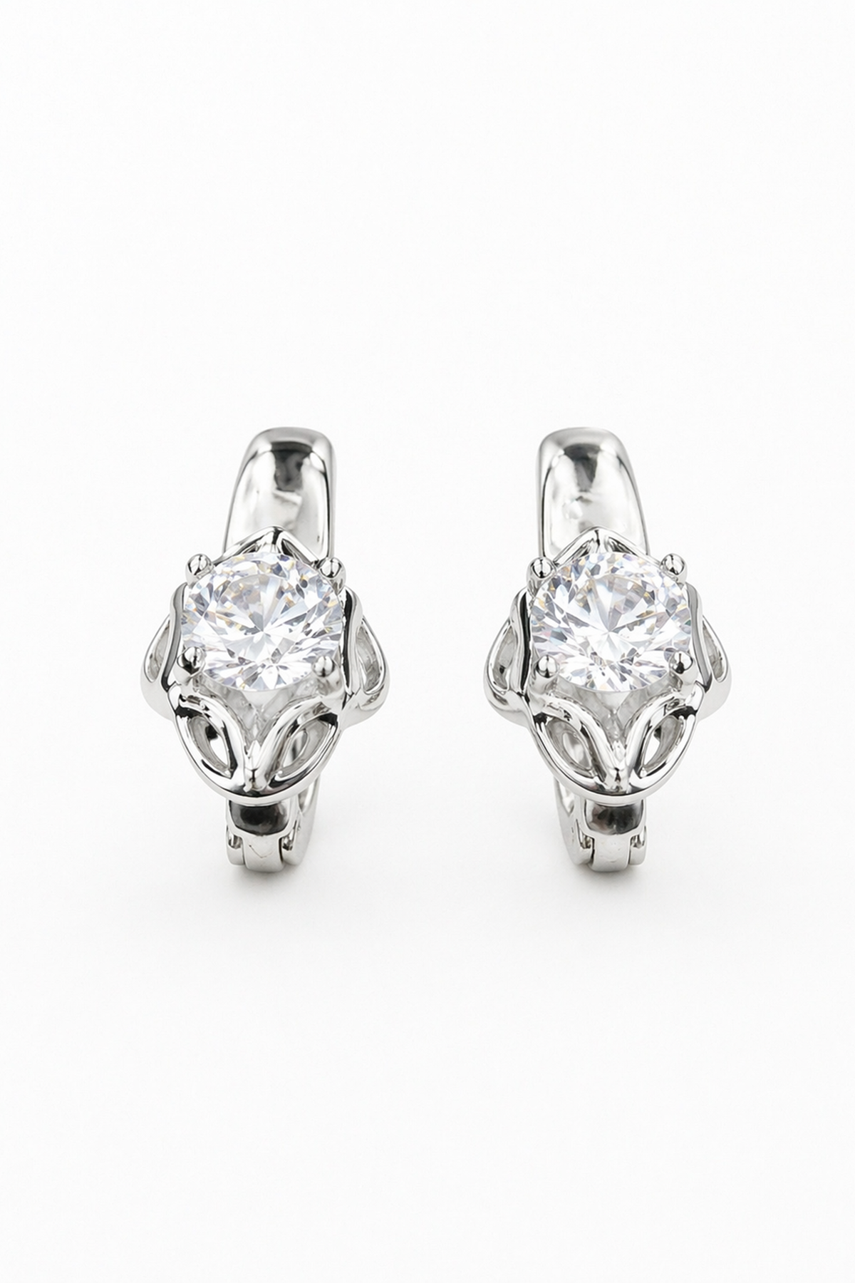 Gümüş Renk Taş Detaylı Xuping Küpe (Çift)