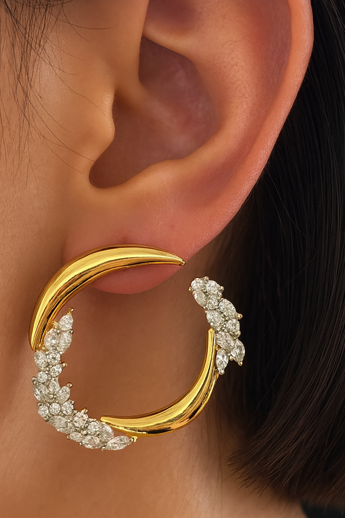 Altın Renk Taş Detaylı 14K Altın Kaplama TX Küpe (Çift)