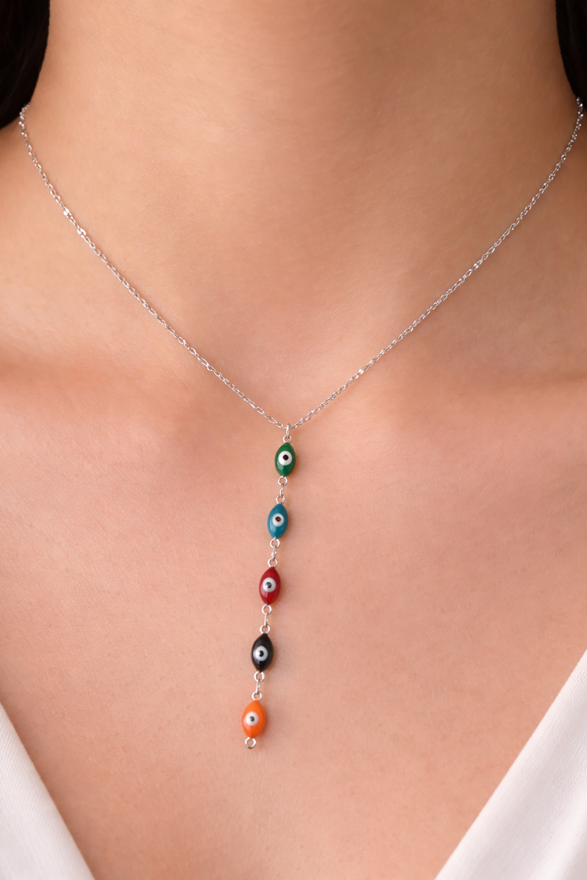 Gümüş Renk Göz Figürlü Çelik Y Kolye