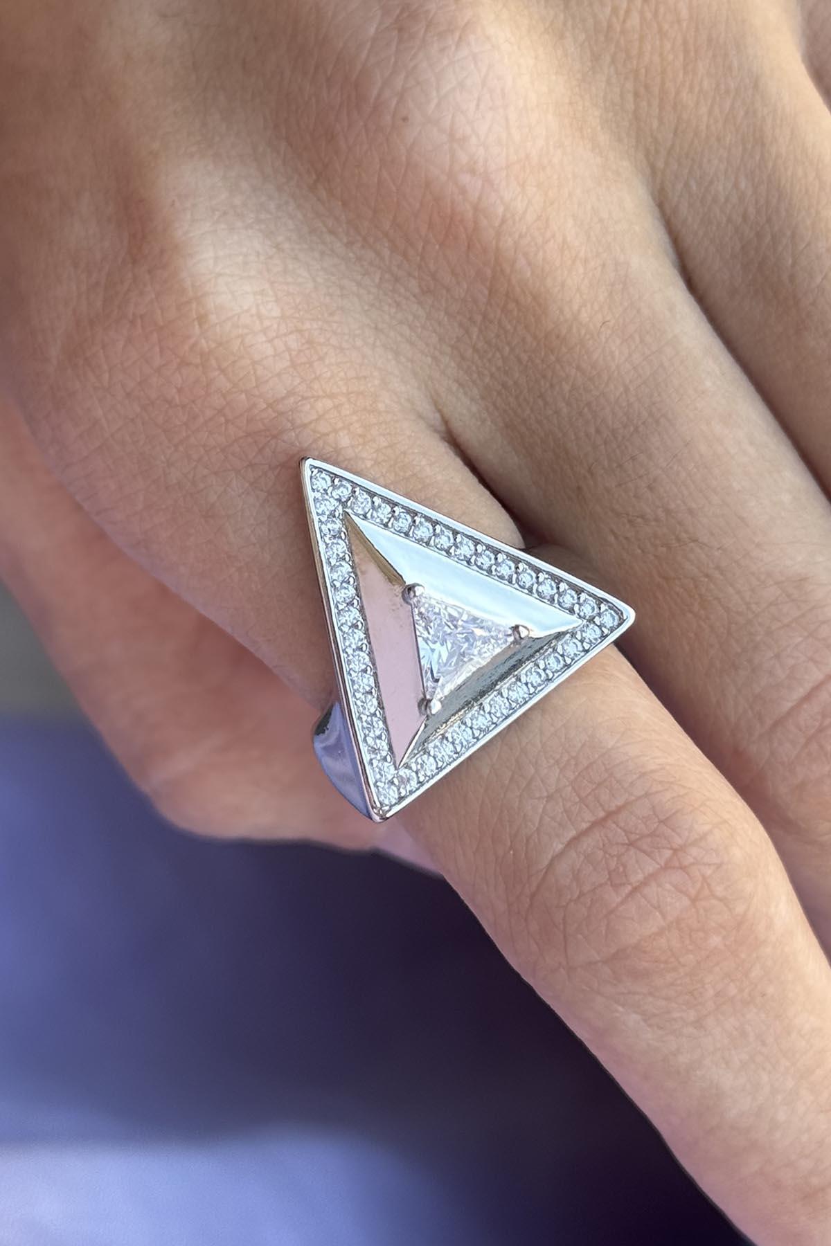 Gümüş Renk Taş Detaylı Ayarlanabilir Yüzük