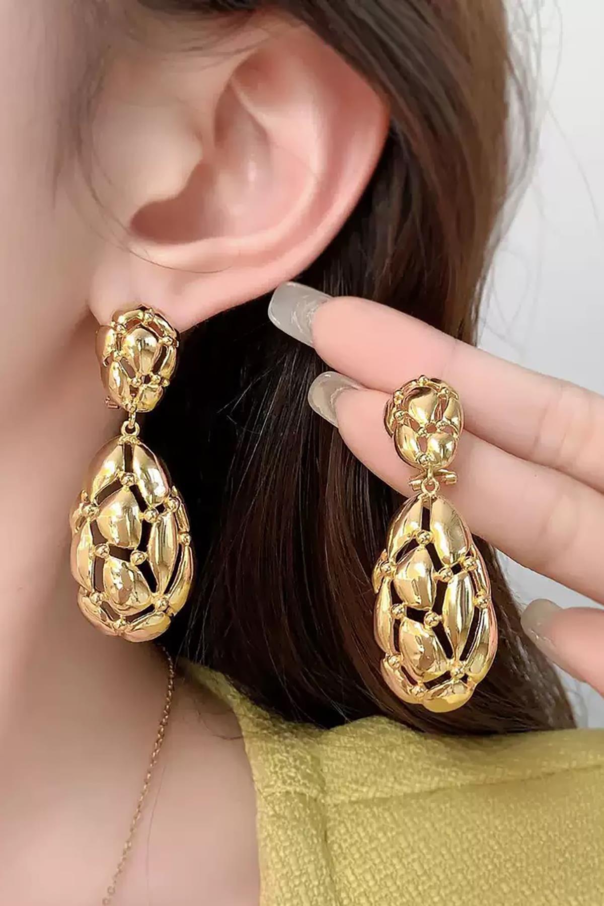 Altın Renk Çelik Küpe (Çift)