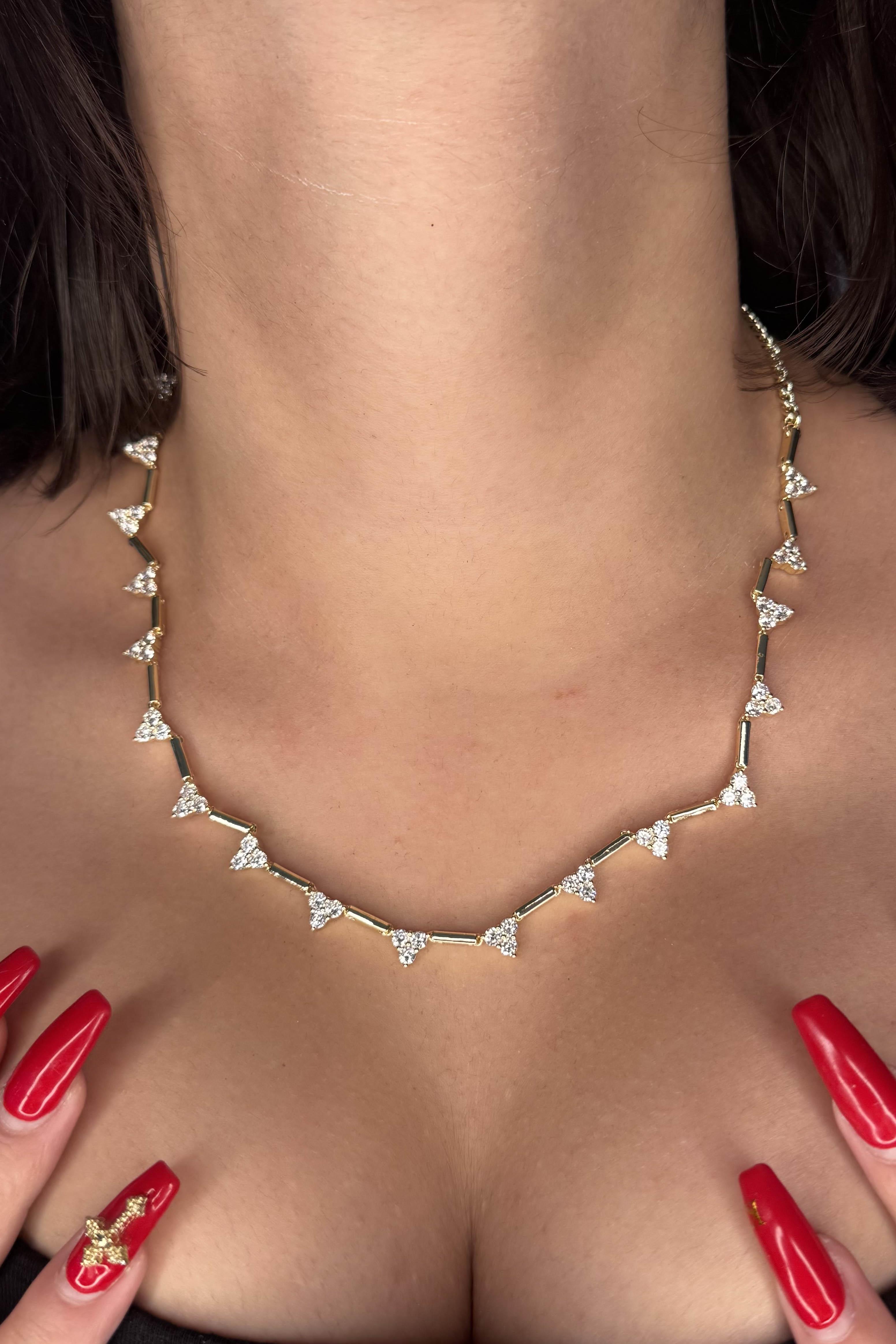 Altın Renk Taş Detaylı 14K Altın Kaplama VİP Kolye