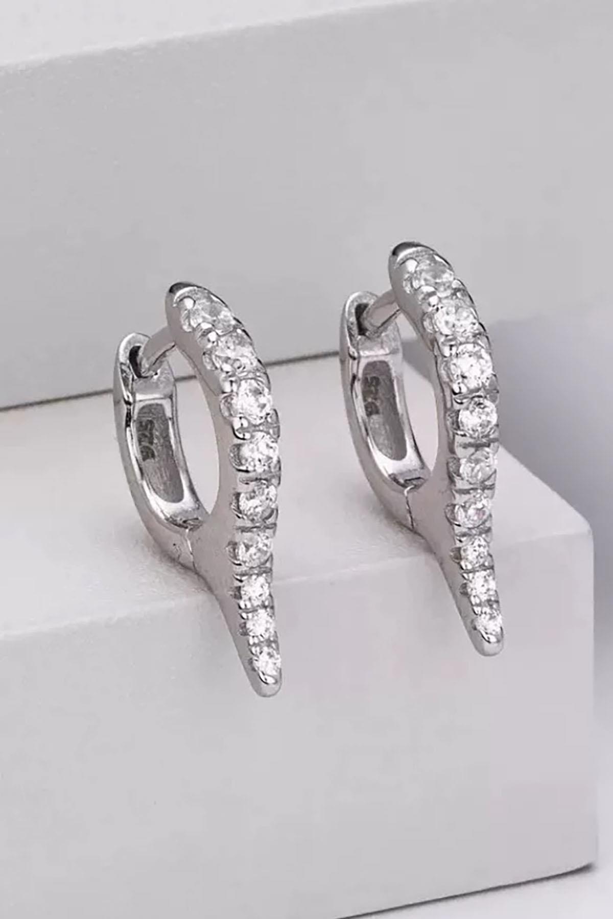 Gümüş Renk Taş Detaylı 14K Altın Kaplama TX Küpe (Çift)