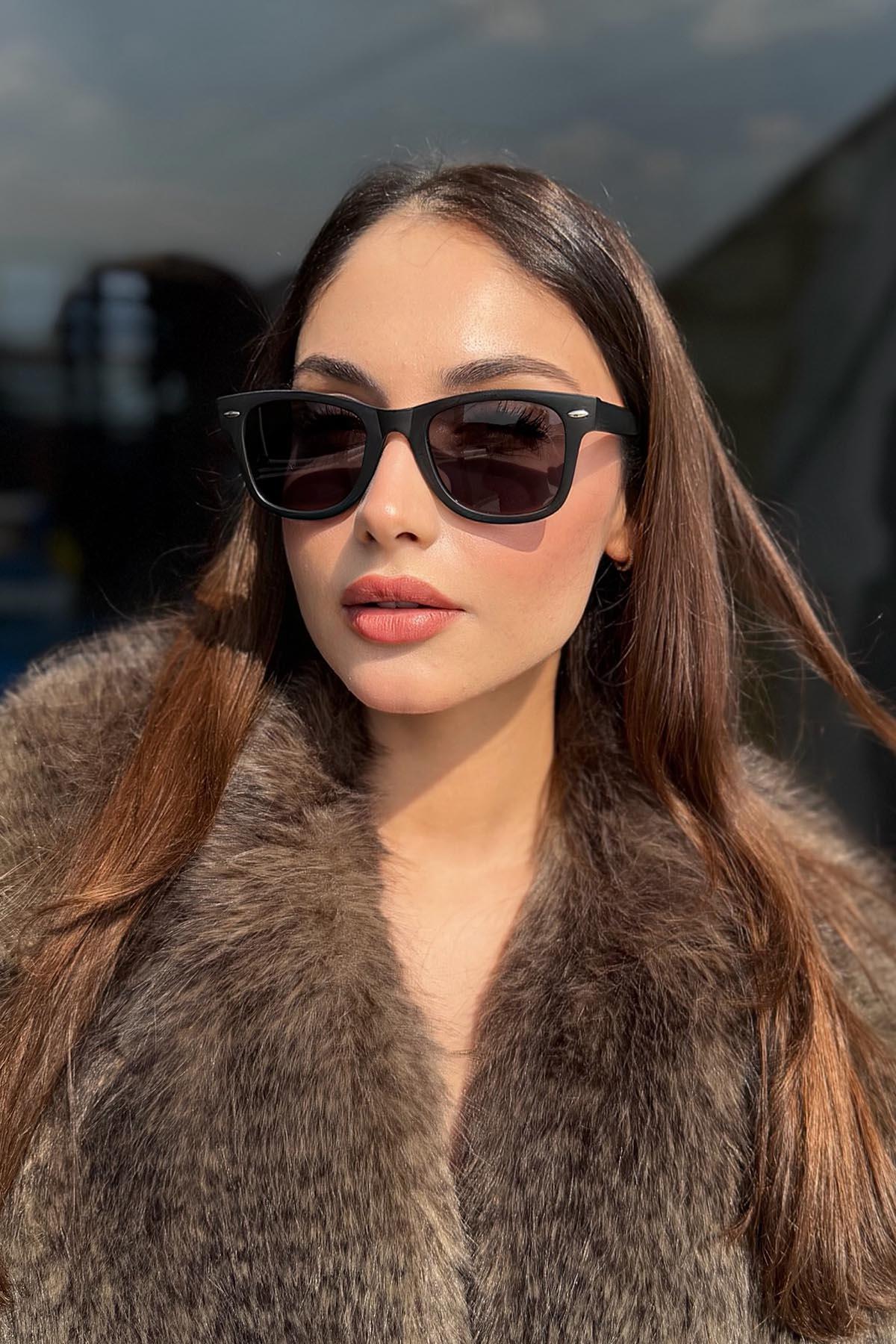 Siyah Renk Kadın Güneş Gözlük