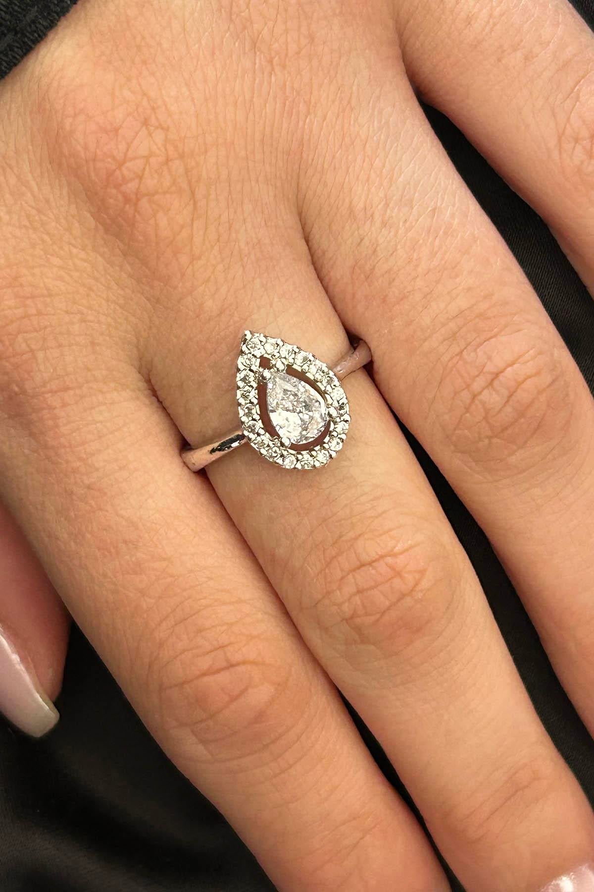 Gümüş Renk Ayarlanabilir Tektaş Yüzük