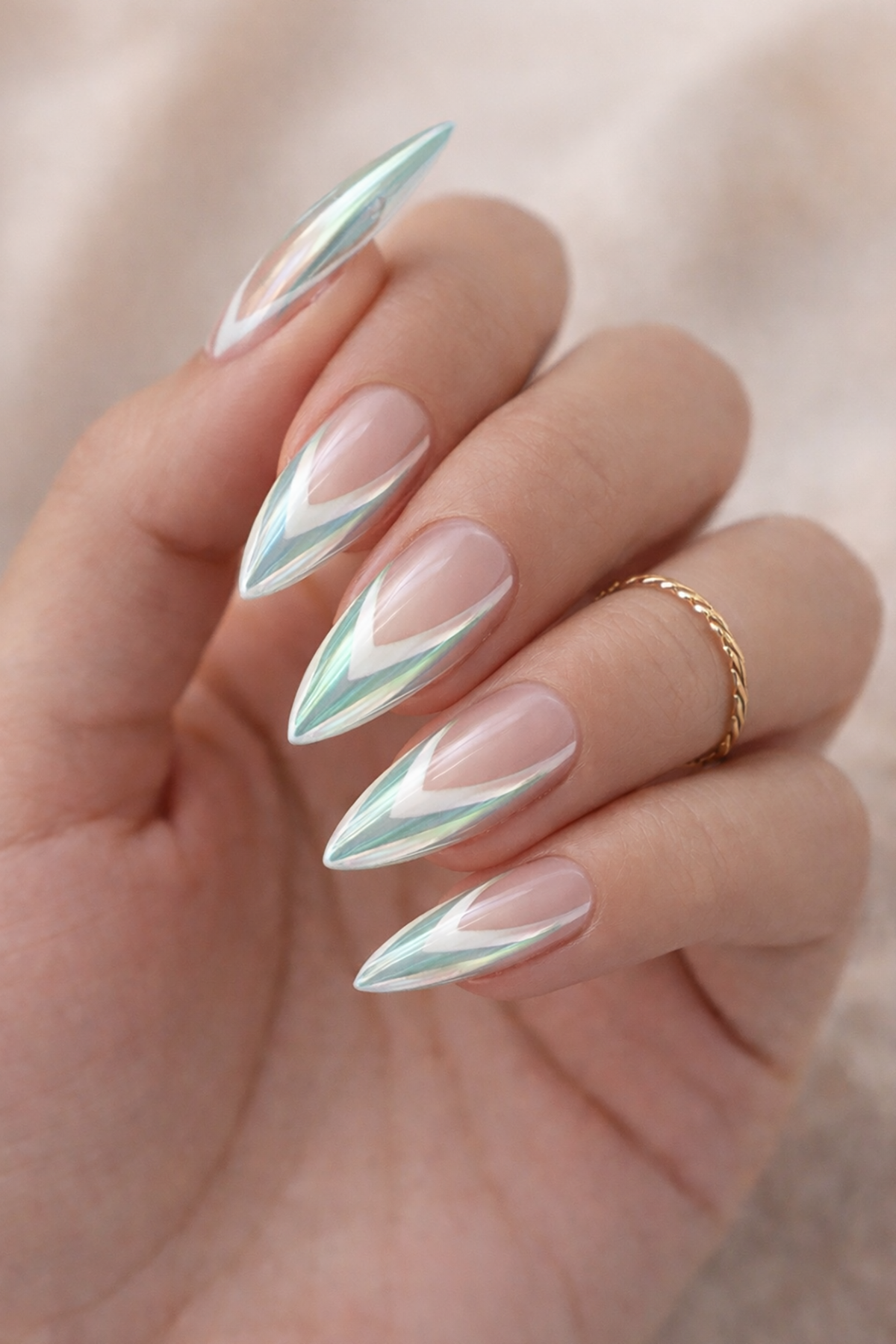 24'lü Yeşil Ve Beyaz Renk Jel Görünümlü Takma Tırnak (Yapıştırıcılı)