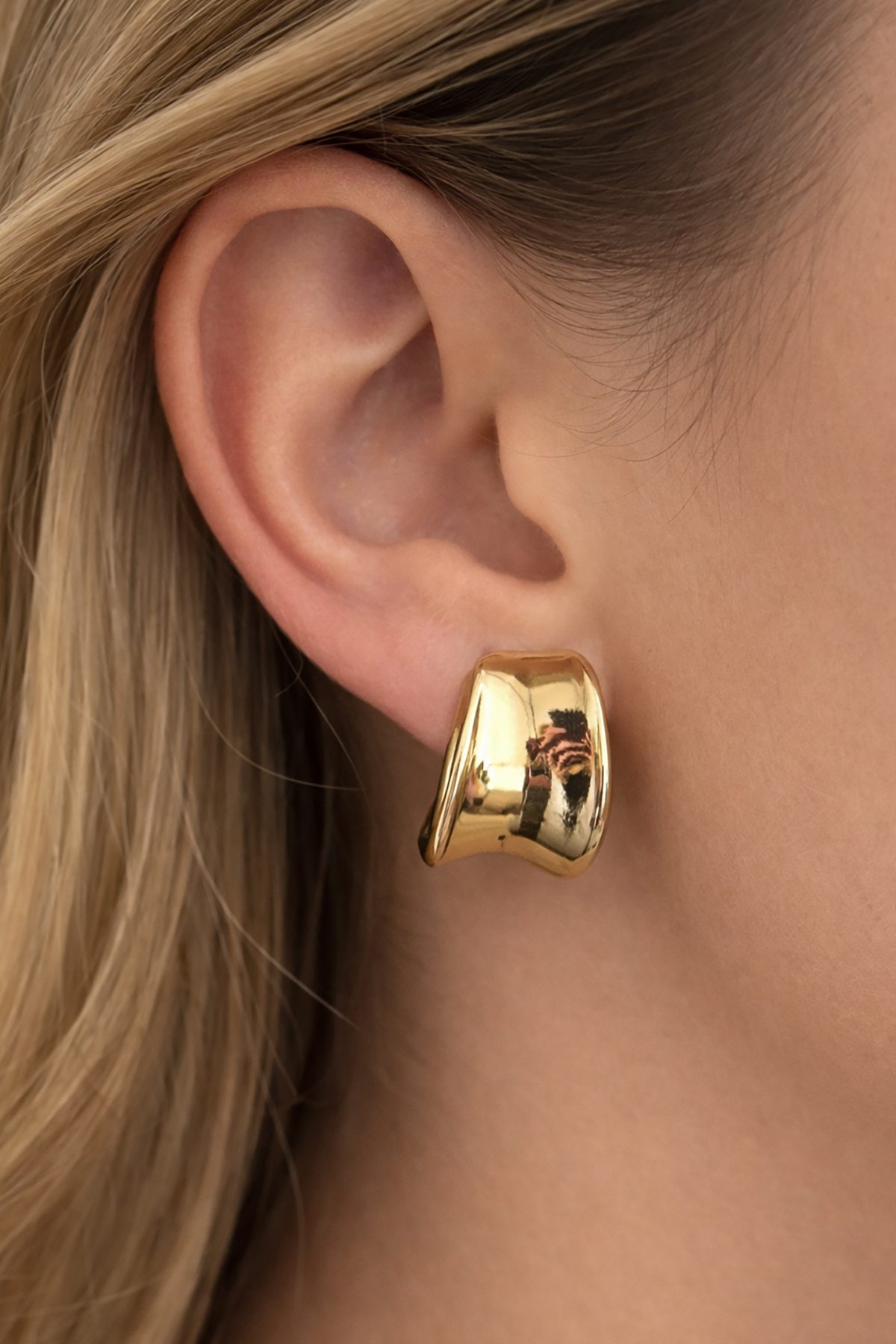 Altın Renk Çelik Küpe (Çift)