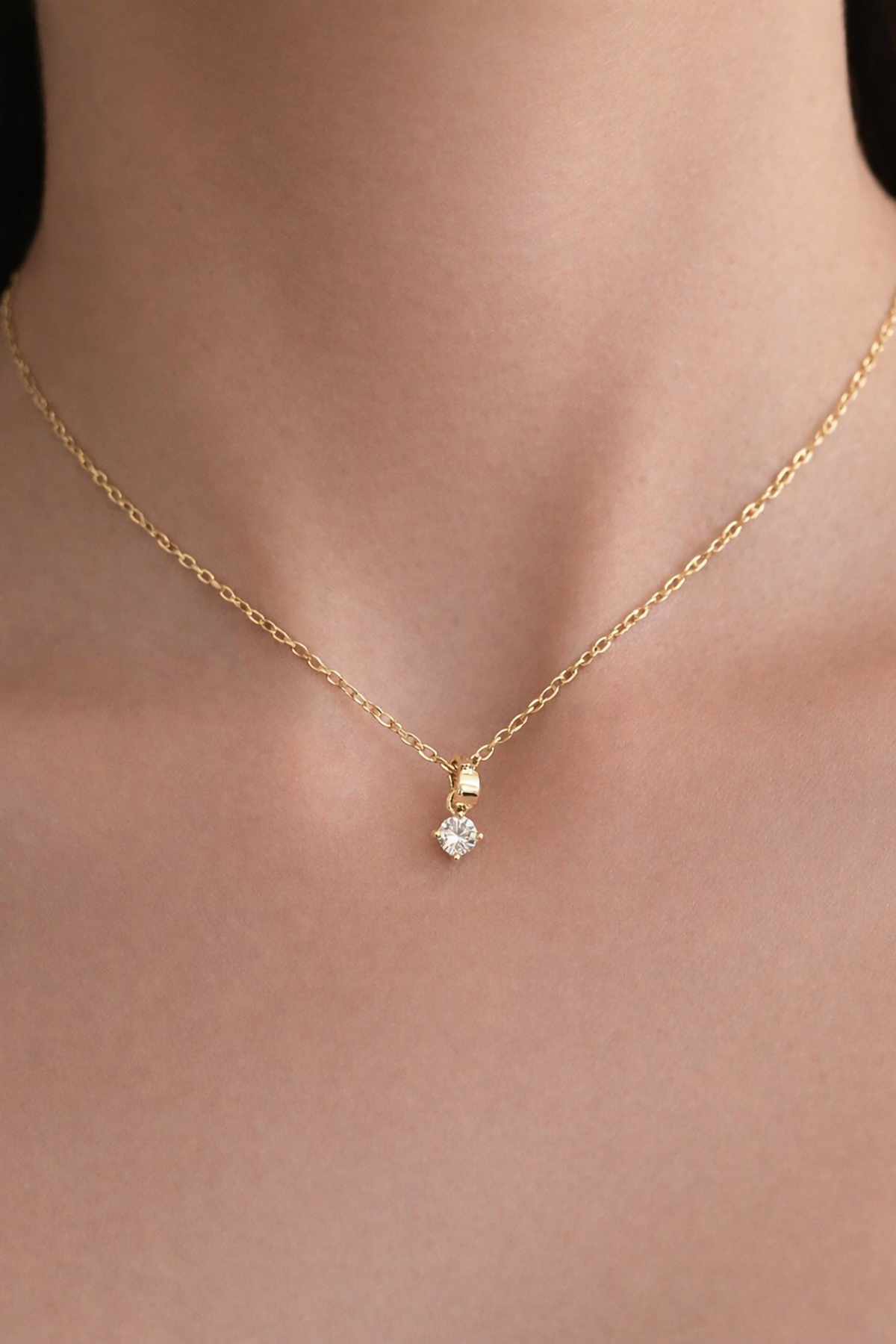 Altın Renk Taş Detaylı Çelik Xuping Kolye