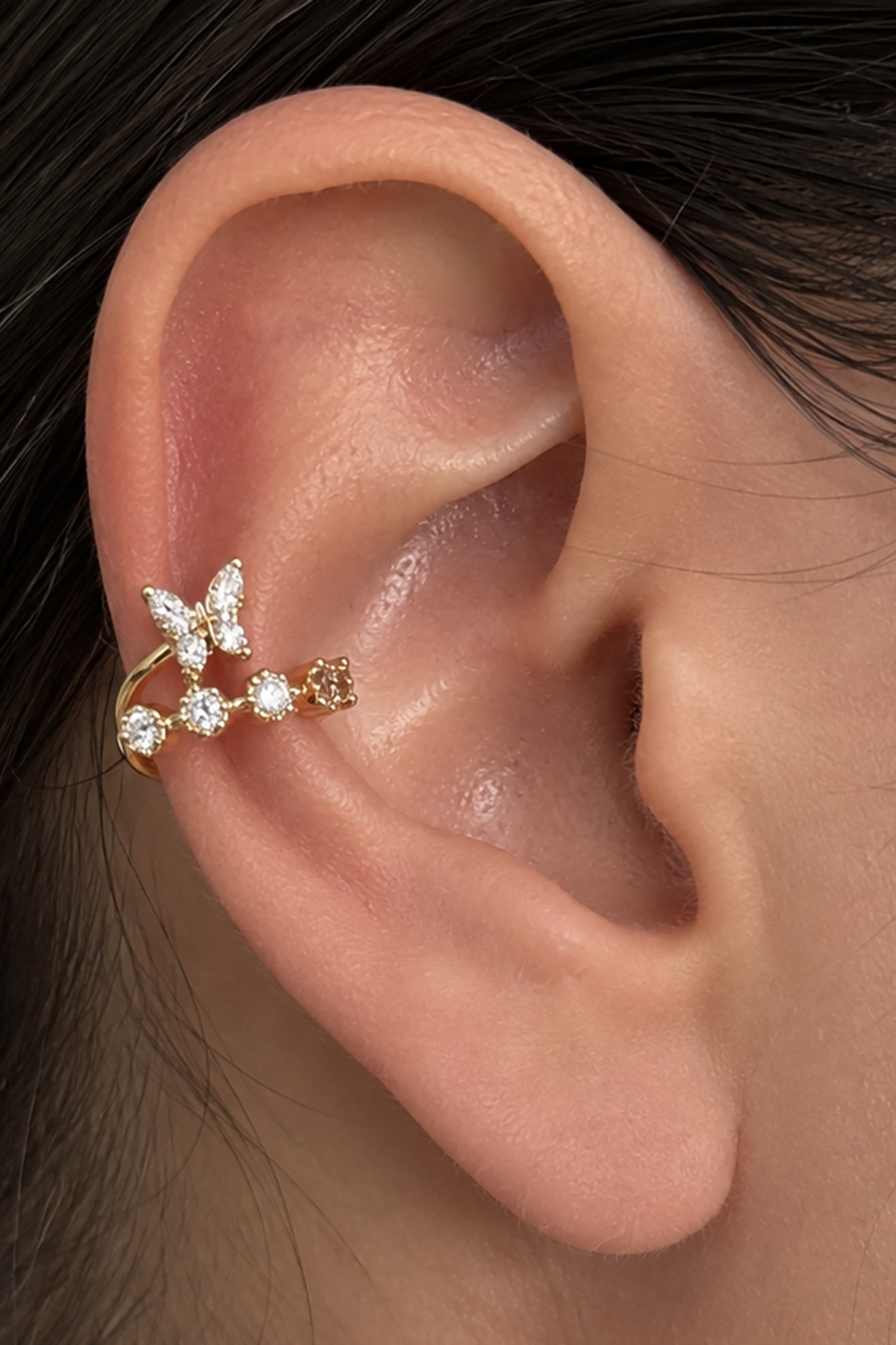 Altın Renk Kelebek Figürlü Taş Detaylı Ear Cuff (Tek)