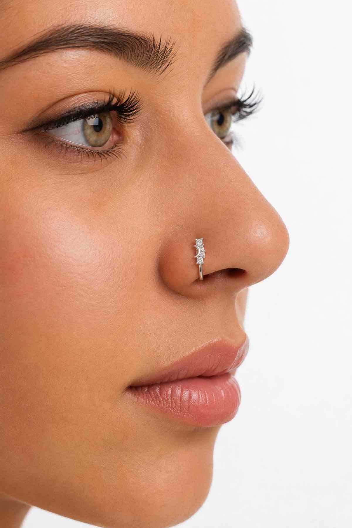 Gümüş Renk Taş Detaylı Cerrahi Çelik Deliksiz Kulak/Burun Piercing 