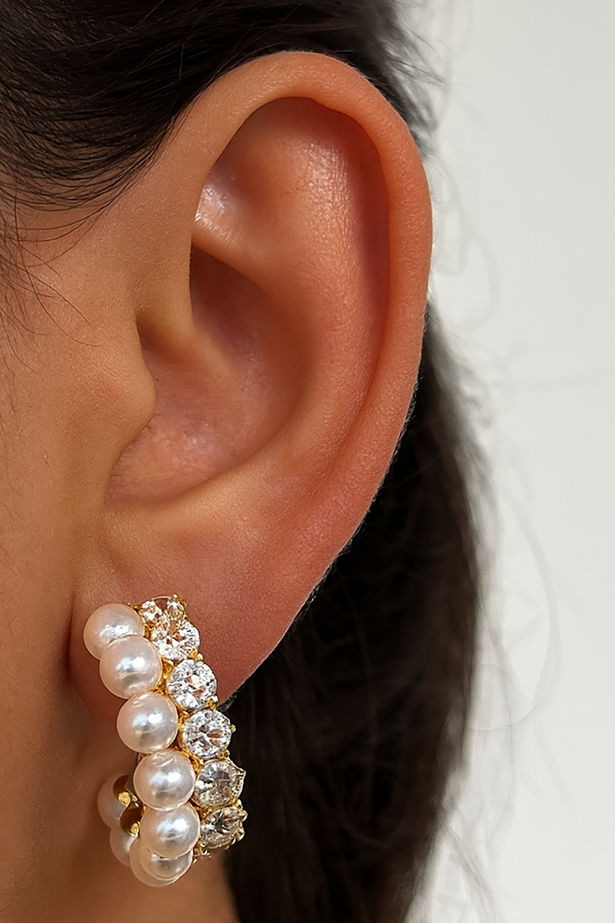 Altın Renk İnci Detaylı Küpe (Çift)