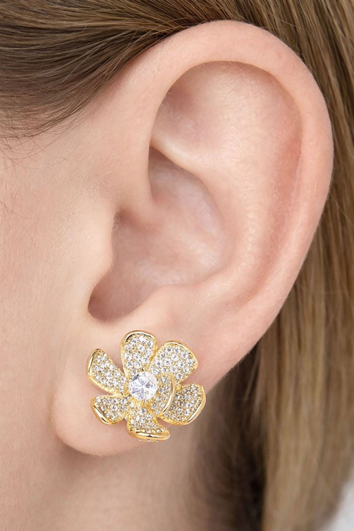 Altın Renk Çiçek Figürlü 14K Altın Kaplama Xuping Küpe (Çift)