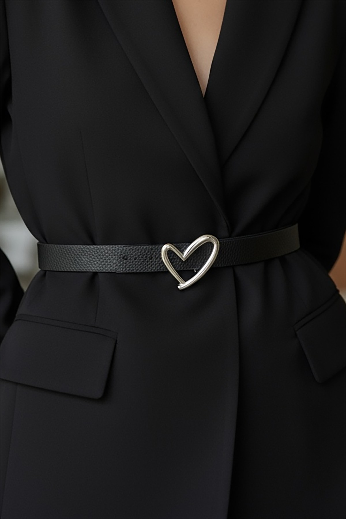 Gümüş Renk Kalp Figürlü Deri Detaylı Kadın Kemer
