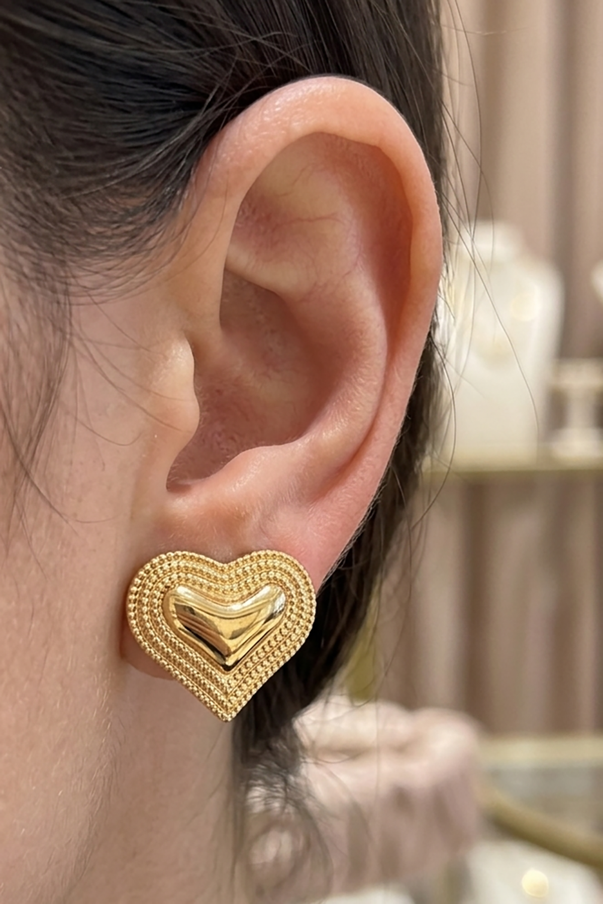 Altın Renk Kalp Figürlü Çelik Küpe (Çift)