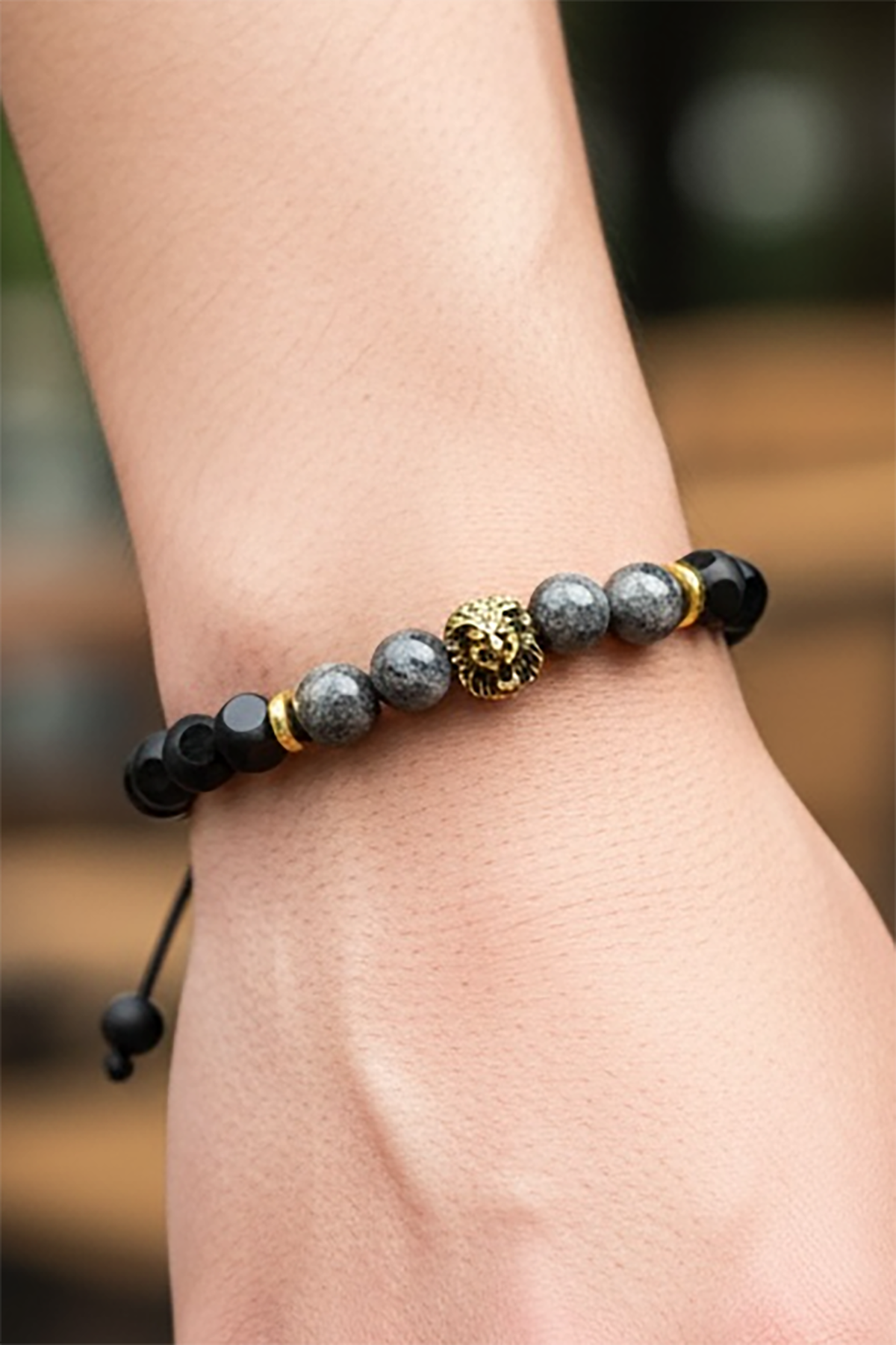 Karışık Renk Aslan Figürlü Boncuk Detaylı Erkek Bileklik