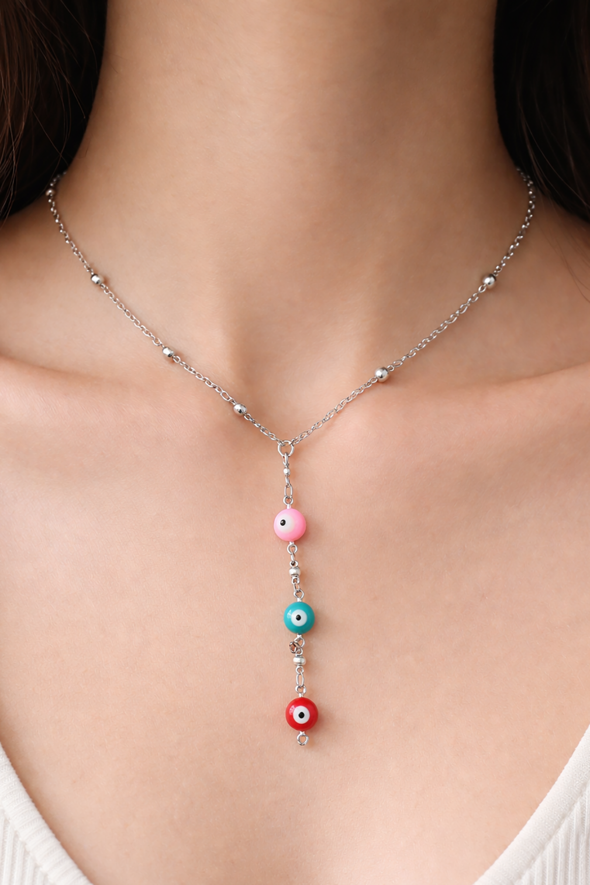 Gümüş Renk Göz Figürlü Çelik Kolye