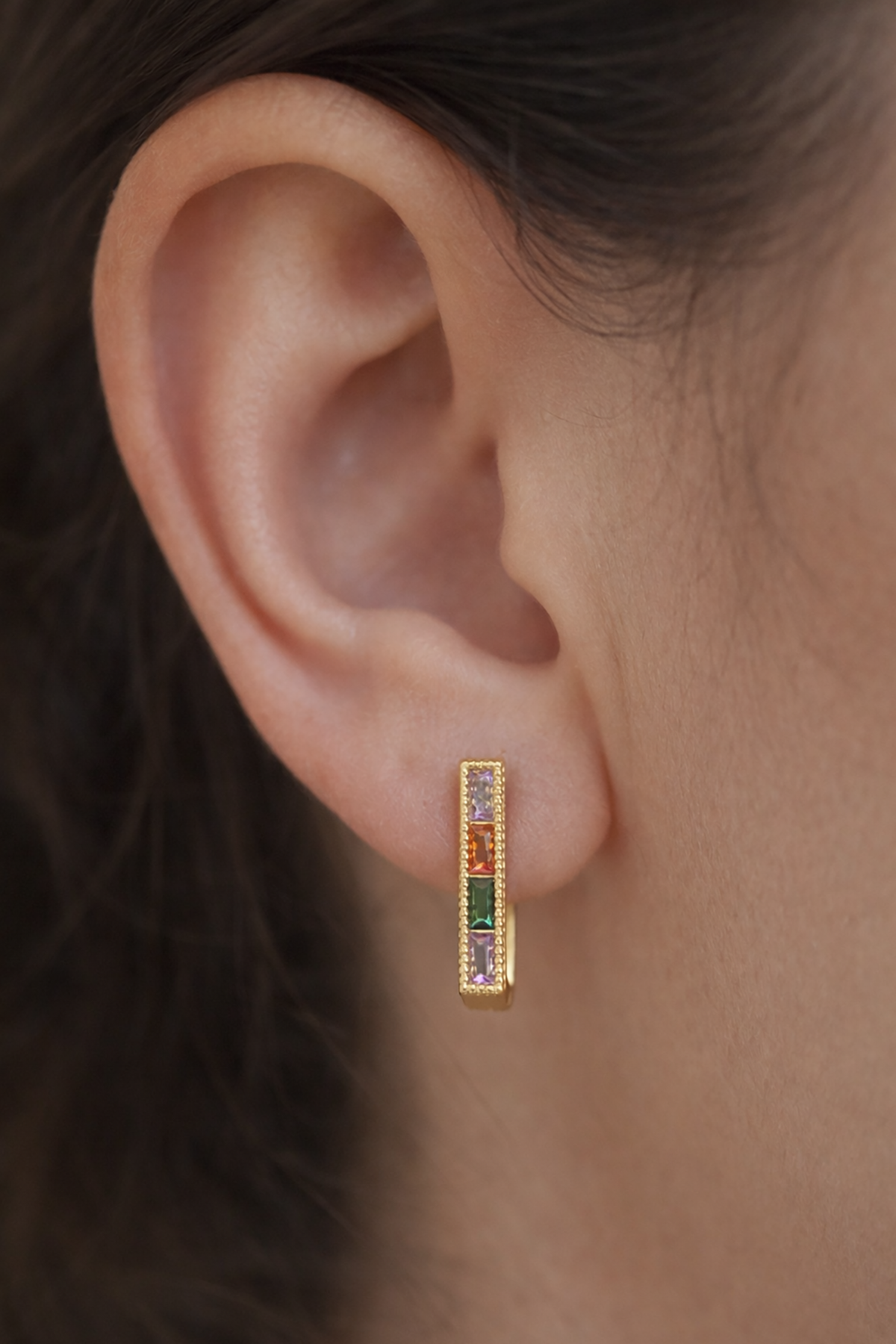 Altın Renk Kare Taşlı 14K Altın Kaplama Tx  Küpe (Çift)