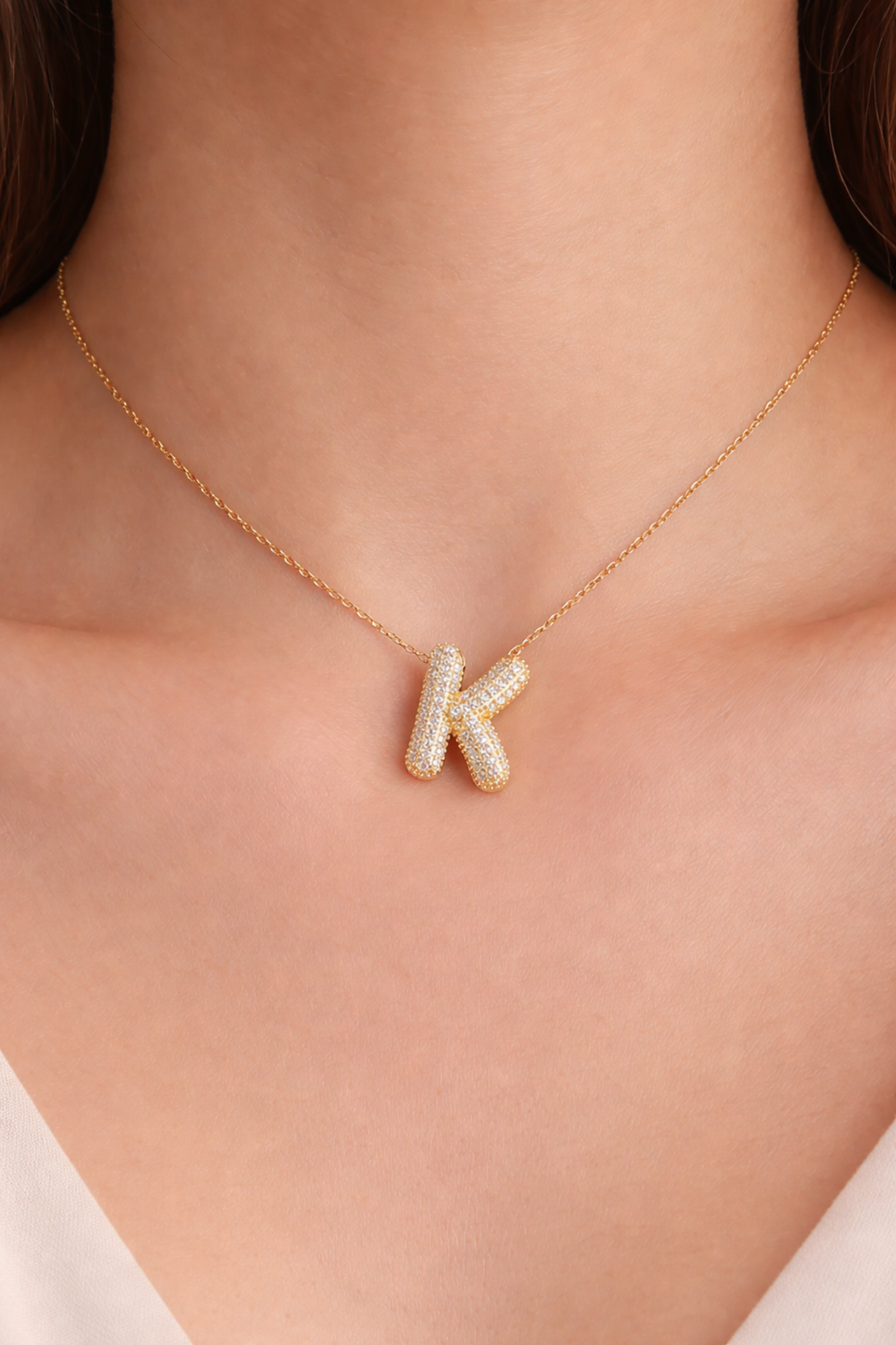 Altın Renk K Harf Taş Detaylı Çelik Kolye