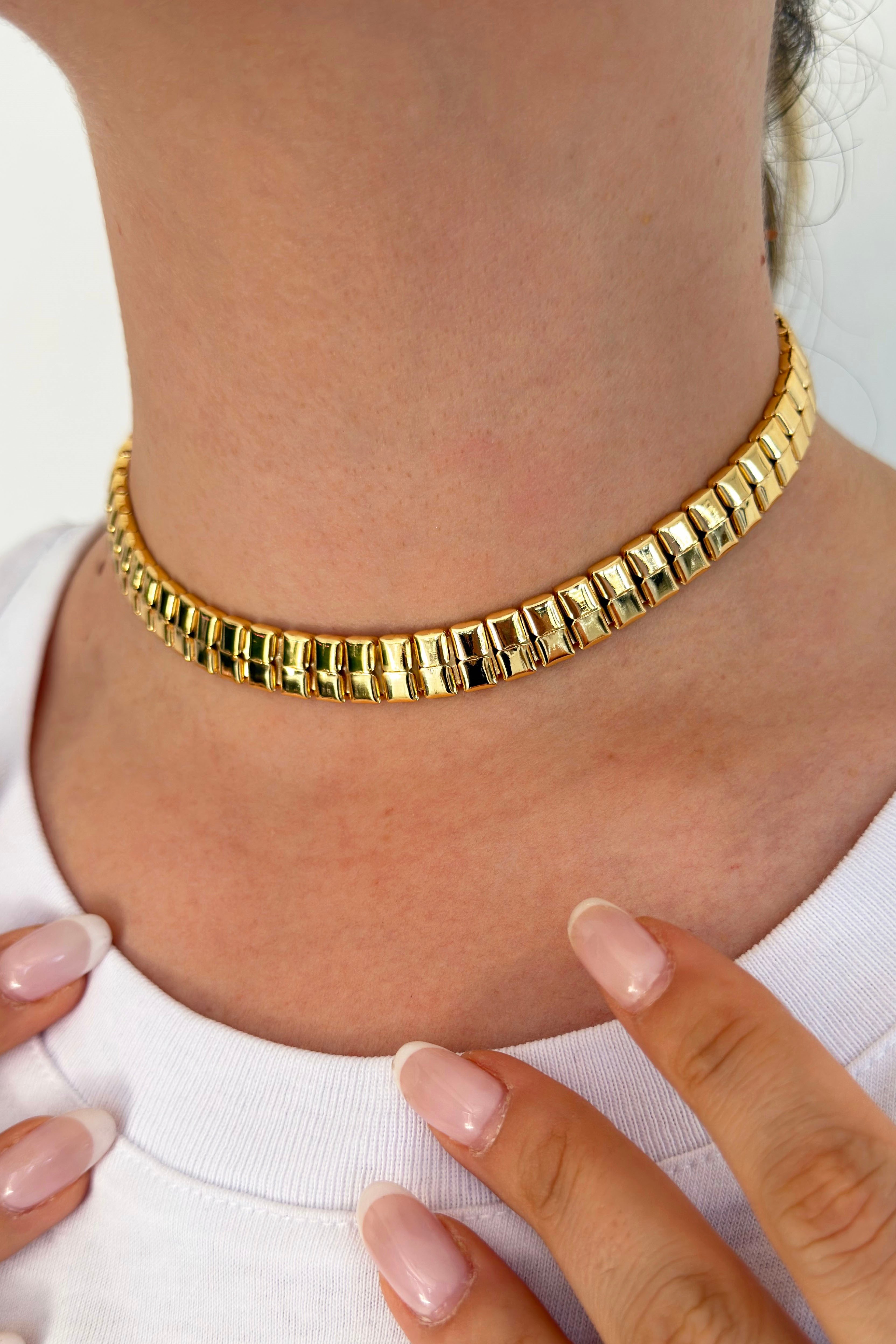 Altın Renk Metal Choker Kolye