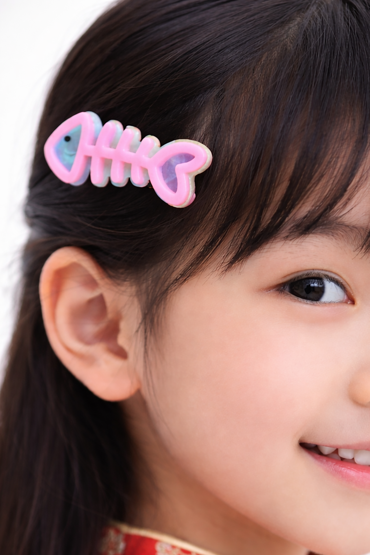 Pembe Renk Kılçık Figürlü Yan Toka