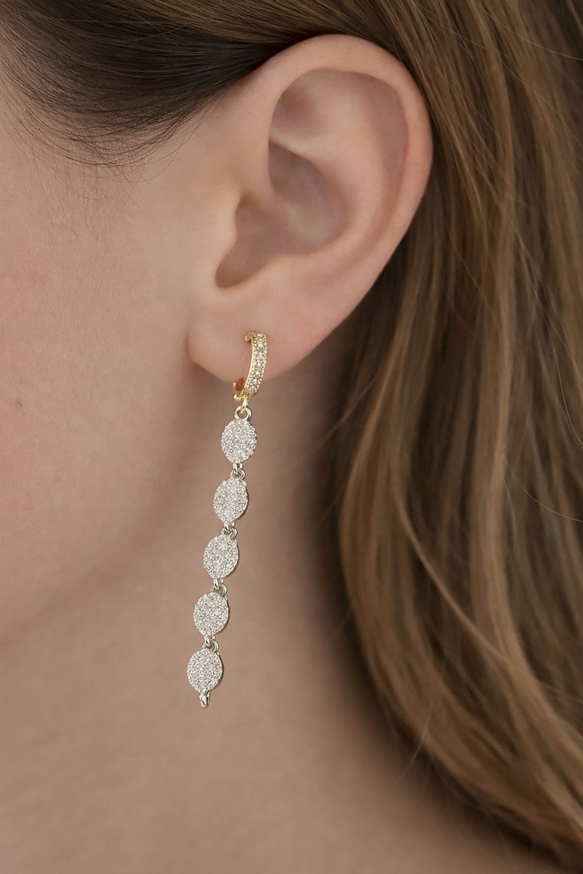 Gümüş Ve Altın Renk Taş Detaylı Sallantılı 14K Altın Kaplama Küpe (Çift)