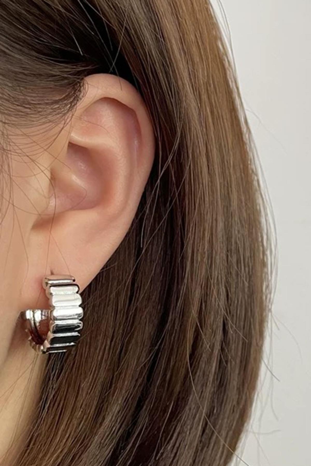 Gümüş Renk Halka Küpe (Çift)