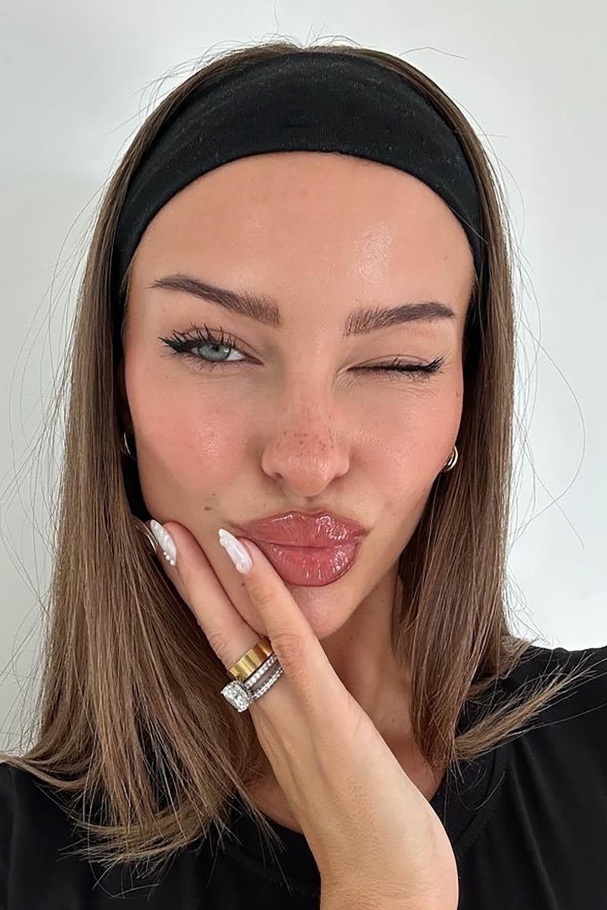 Siyah Renk Saç Bandı/ Bandana