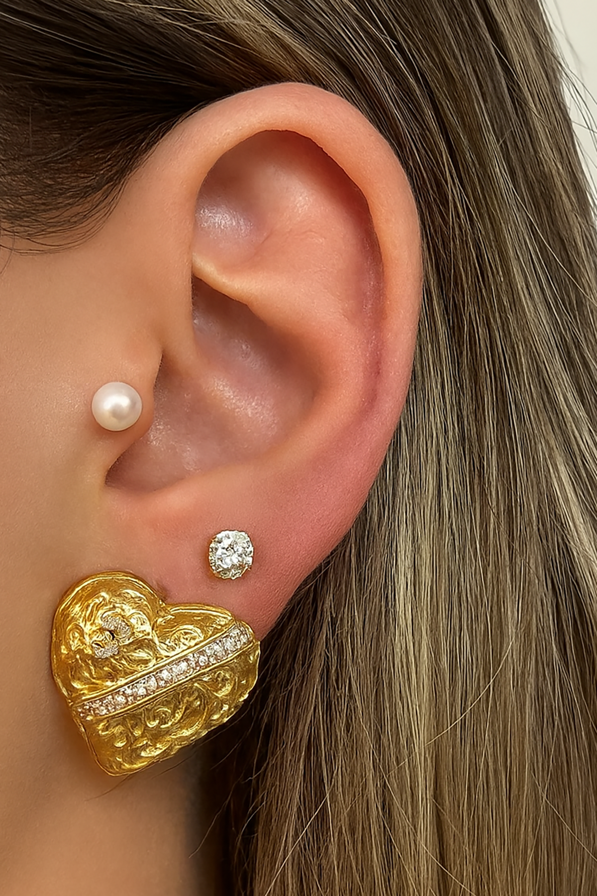 Altın Renk 6'lı Kalp Figürlü Çelik Küpe Set