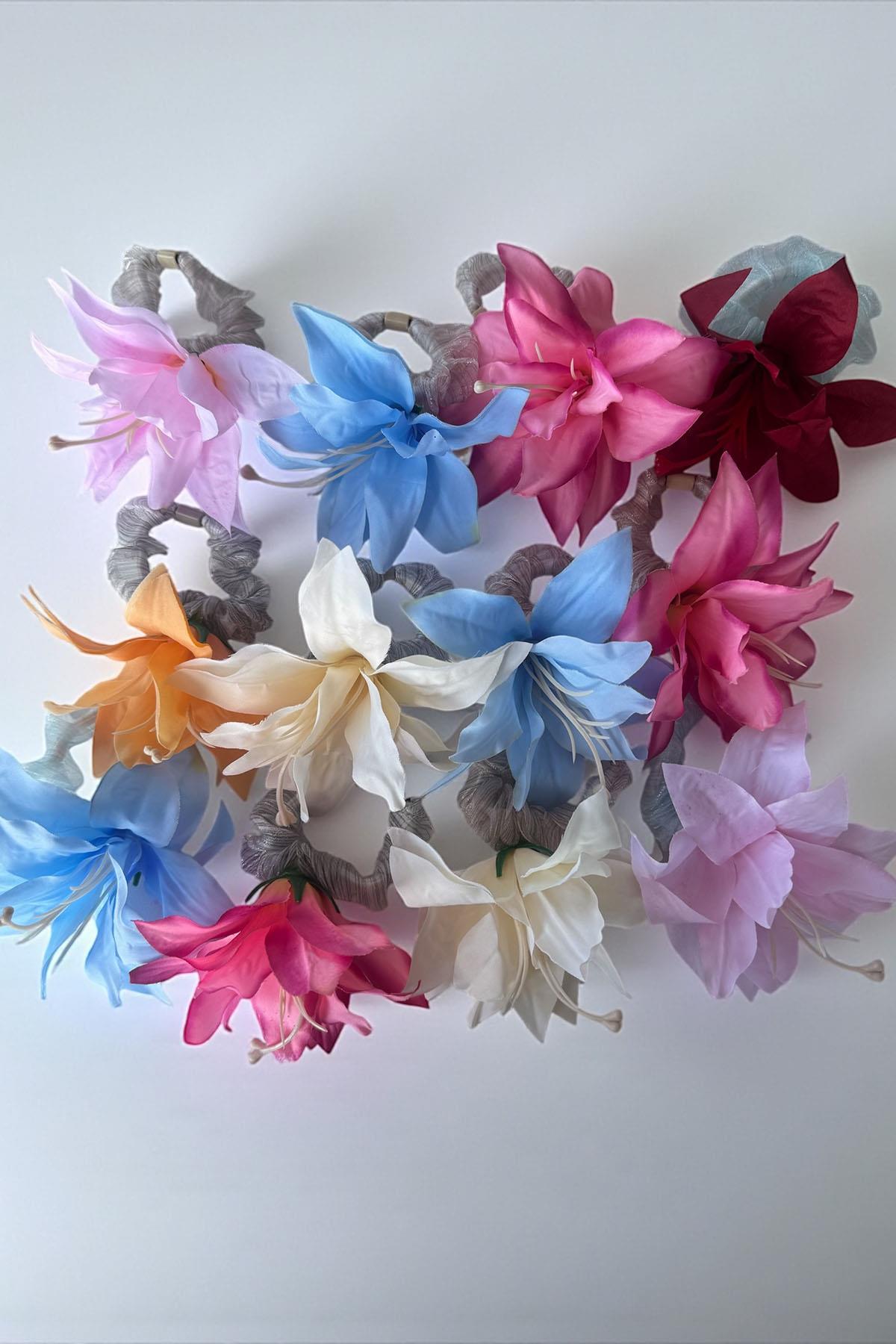 12'li Karışık Renk Çiçek Figürlü Lastik Toka Set  