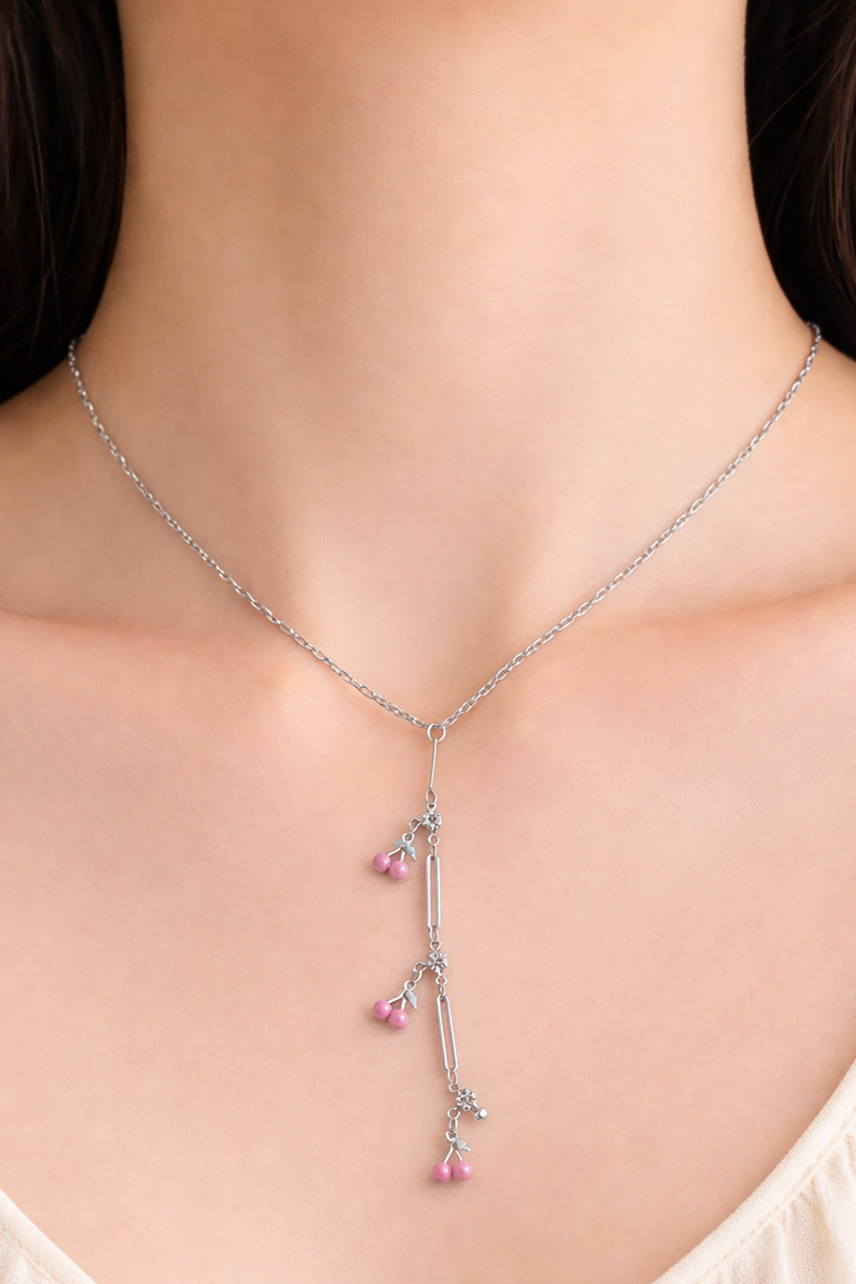 Gümüş Renk Kiraz Figürlü Çelik Y Kolye