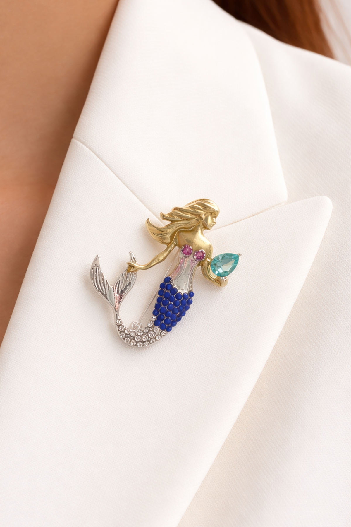 Karışık Renk Deniz Kızı Figürlü Taşlı Broş  