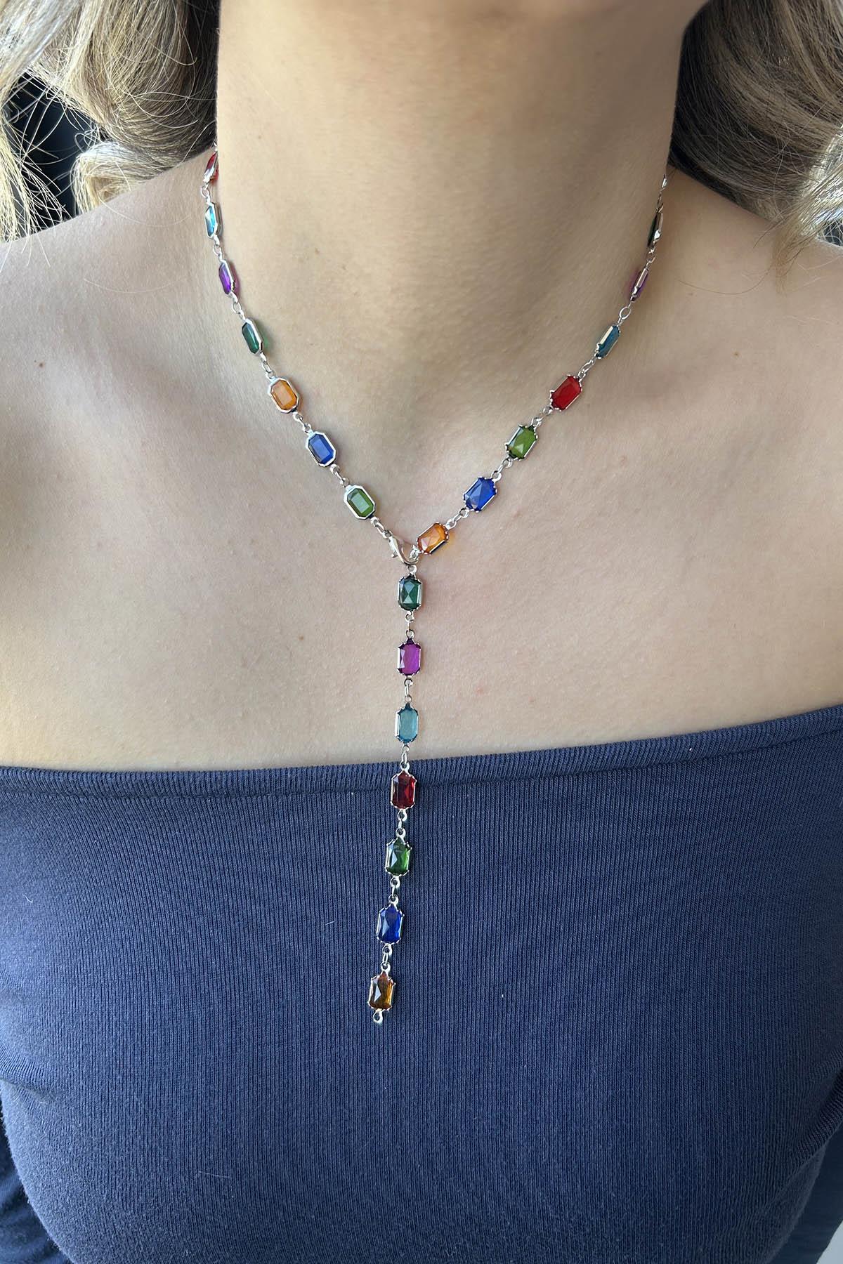 Gümüş Renk Renkli Taşlı Çelik Y Kolye