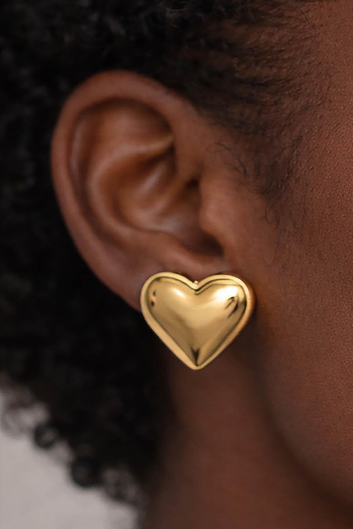 Altın Renk Kalp Figürlü Çelik Küpe (Çift)