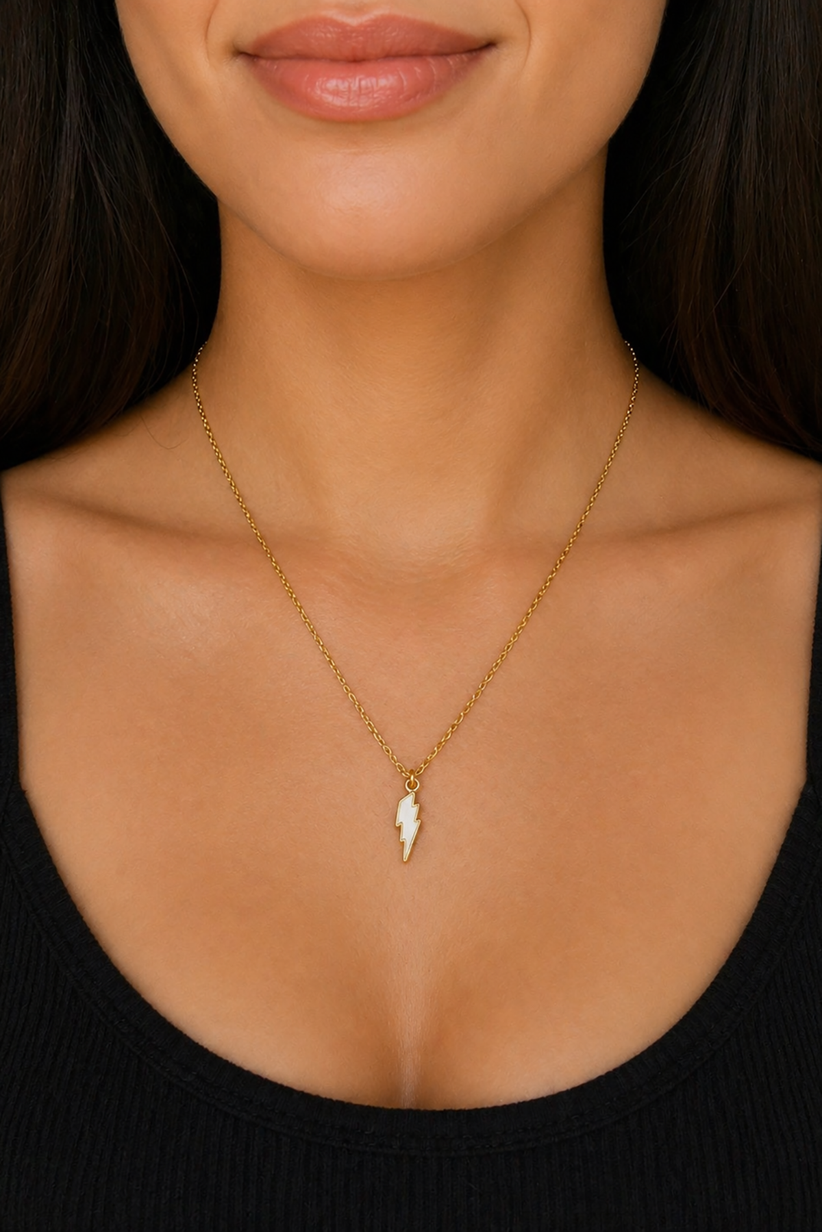 Altın Renk Şimşek Figürlü Çelik Kolye