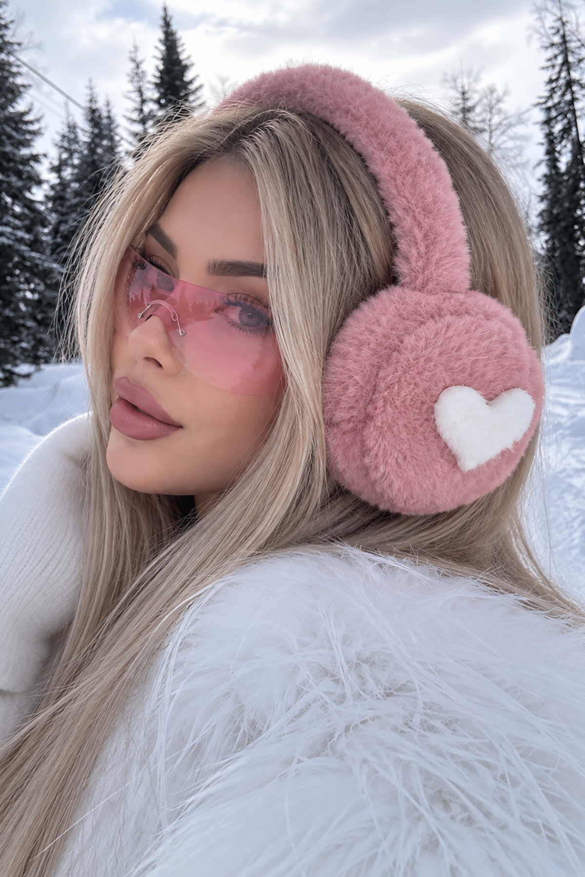 Koyu Pembe Renk Kalp Figürlü Peluş Kulaklık