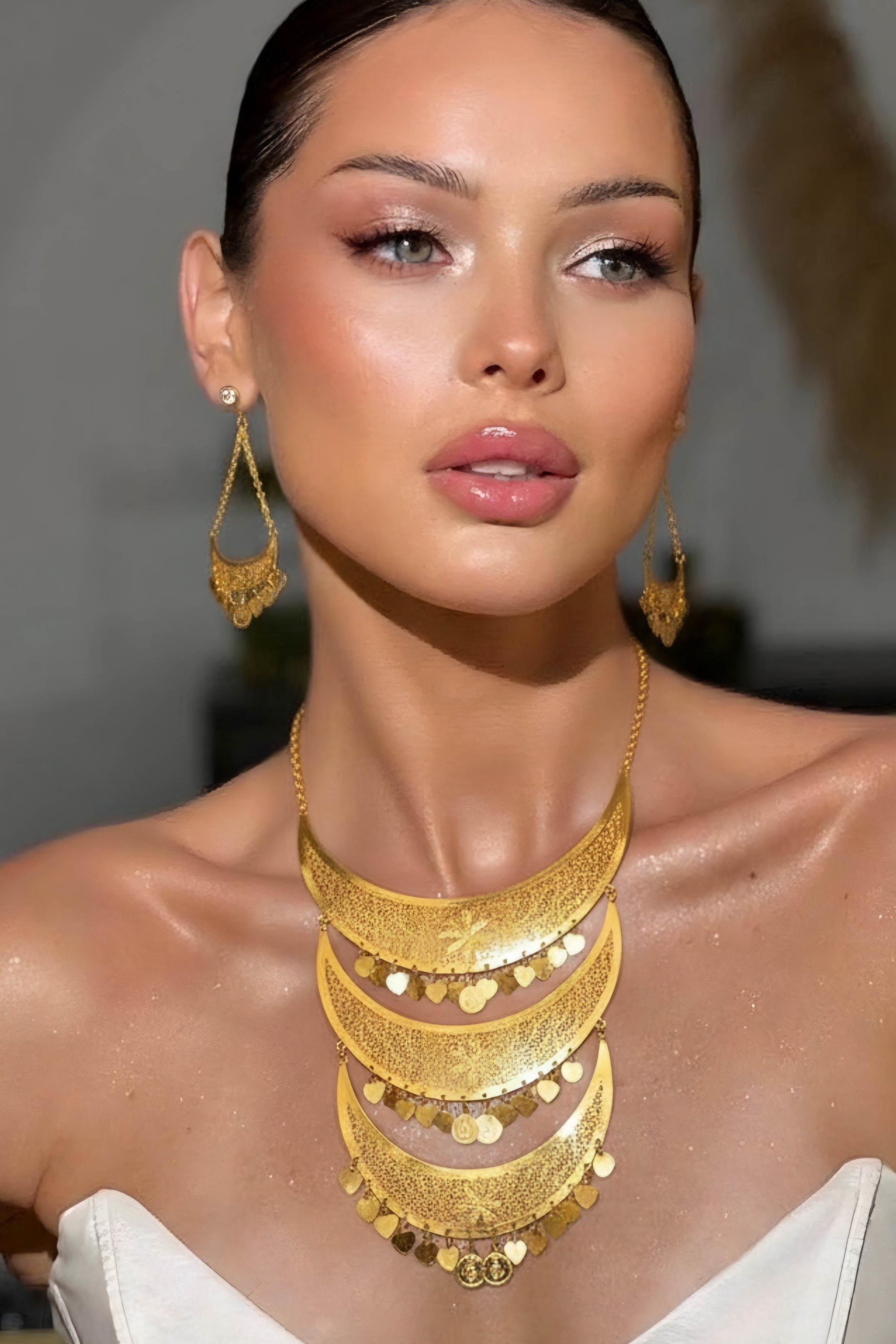 Altın Renk Sallantılı Çelik Kolye Ve Küpe Düğün Kına Nişan Gelin Seti