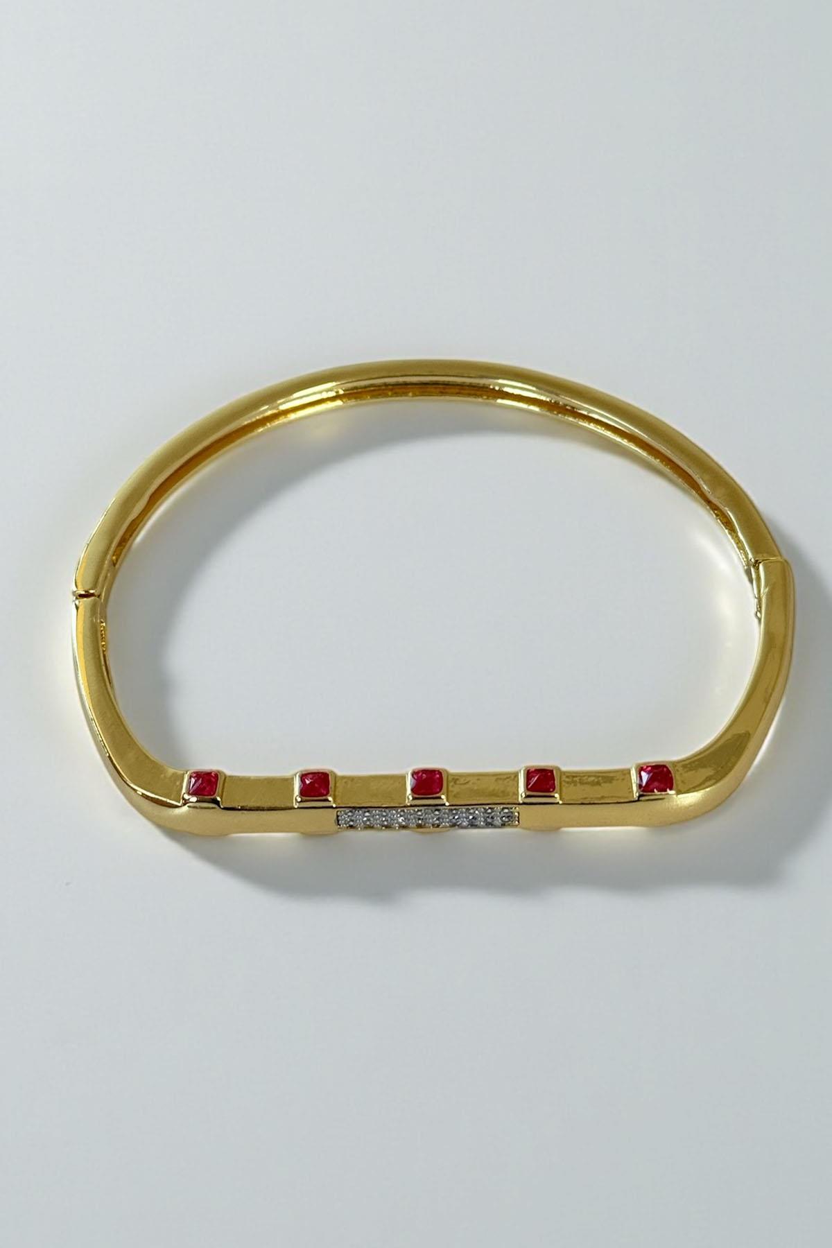 Altın Renk Taş Detaylı YSX Kelepçe Bileklik