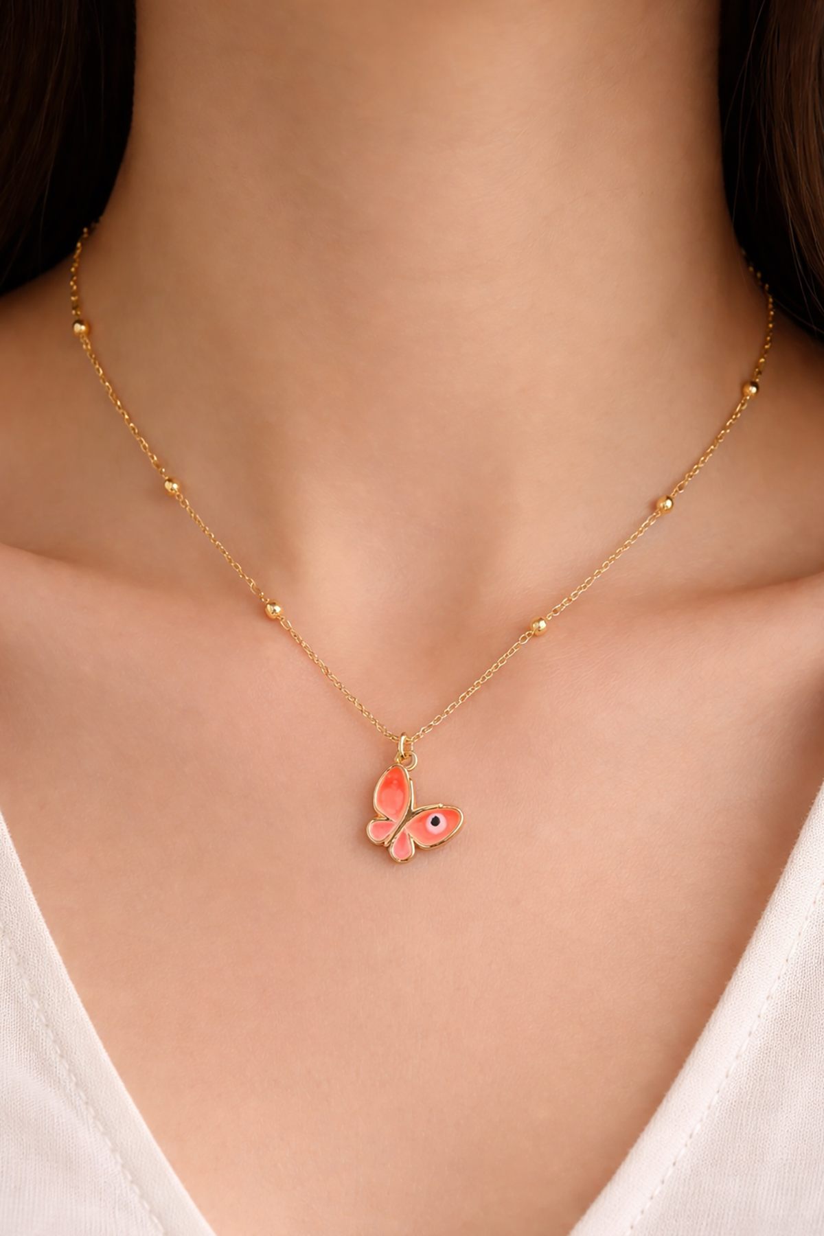 Altın Renk Kelebek Figürlü Çelik Kolye